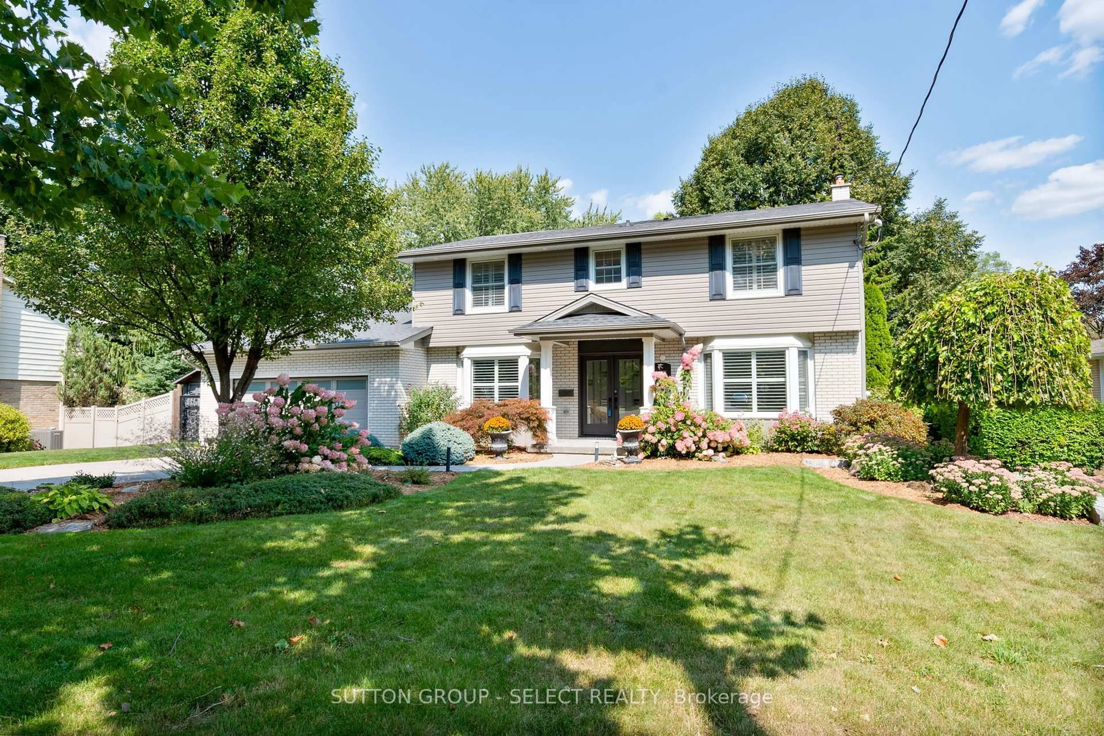 Home with vinyl exterior material, street for 47 SHAVIAN Blvd, London North Ontario N6G 2P1