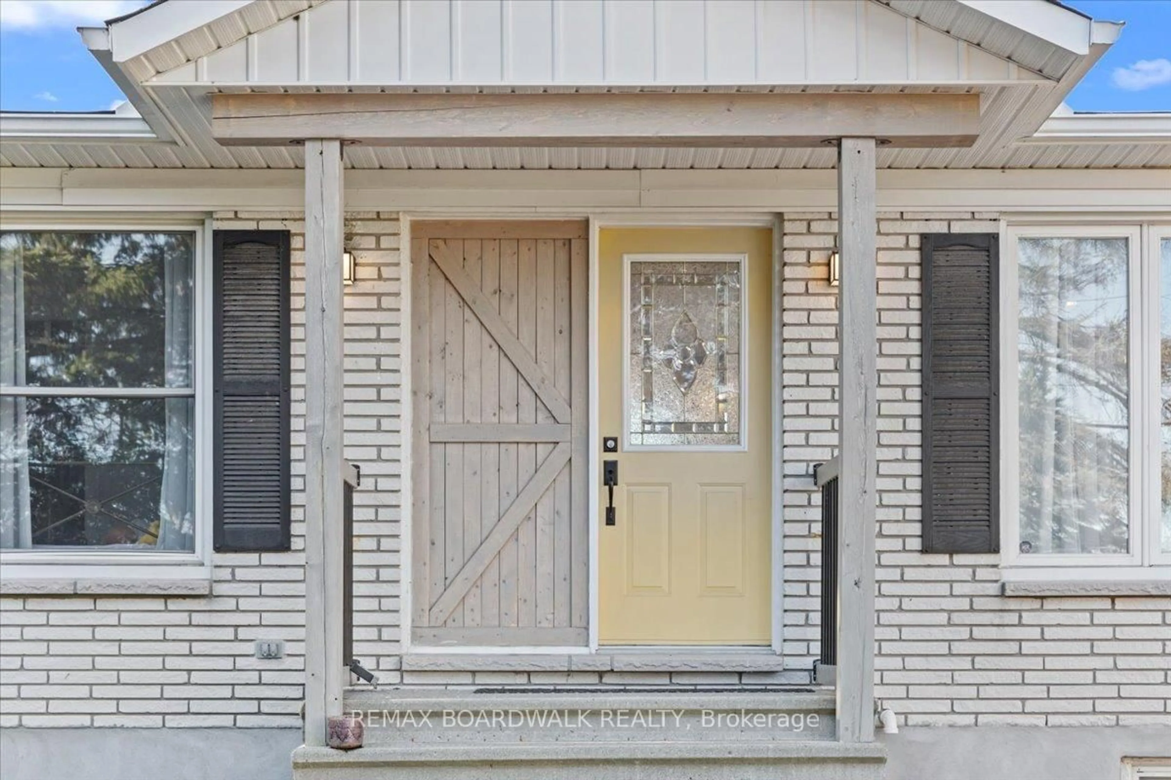 Unknown for 2462 Dunning Rd, Sarsfield Ontario K0A 3E0