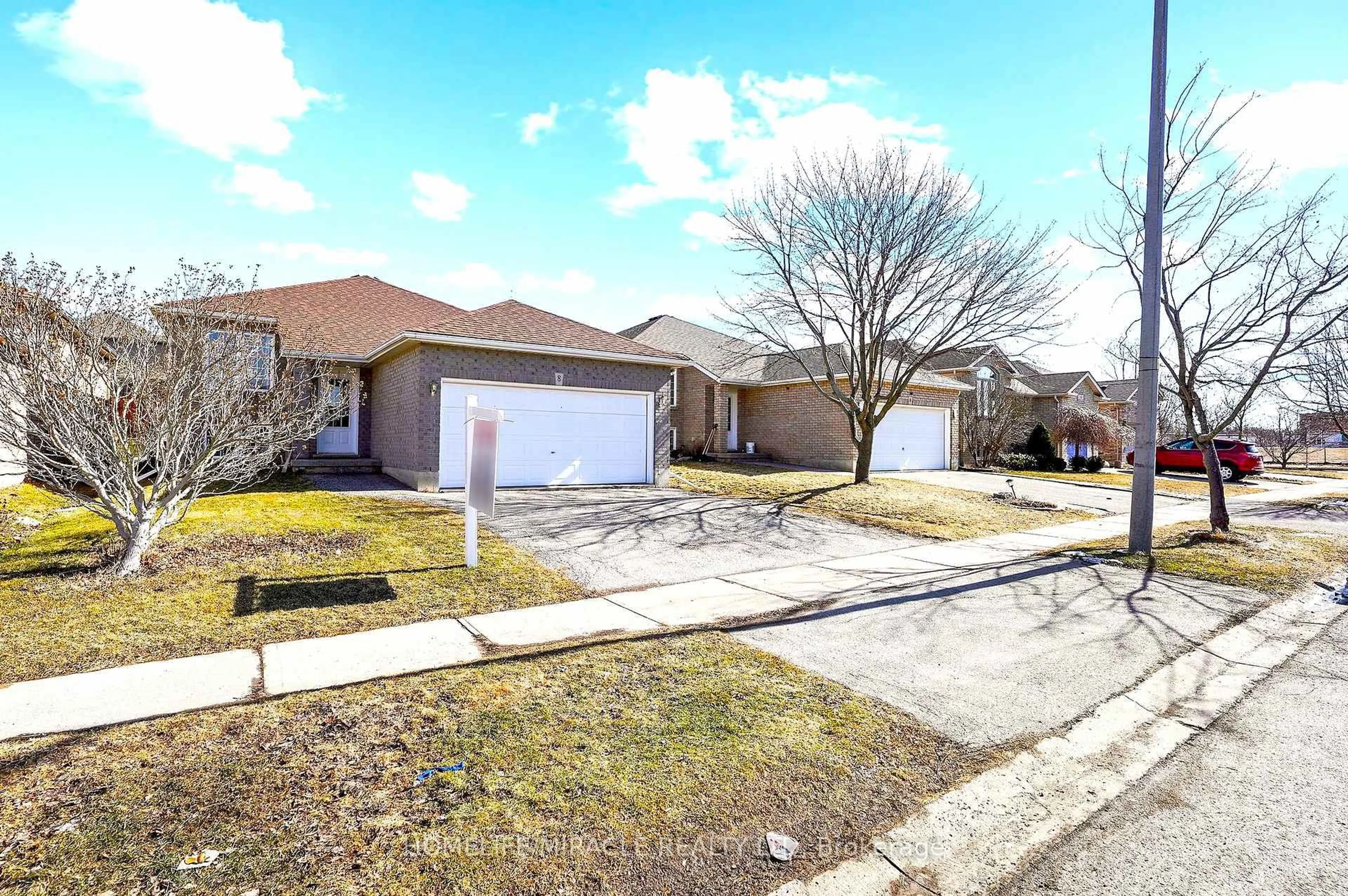 A pic from outside/outdoor area/front of a property/back of a property/a pic from drone, street for 8 Bradley Lane, Brantford Ontario N3T 6R5