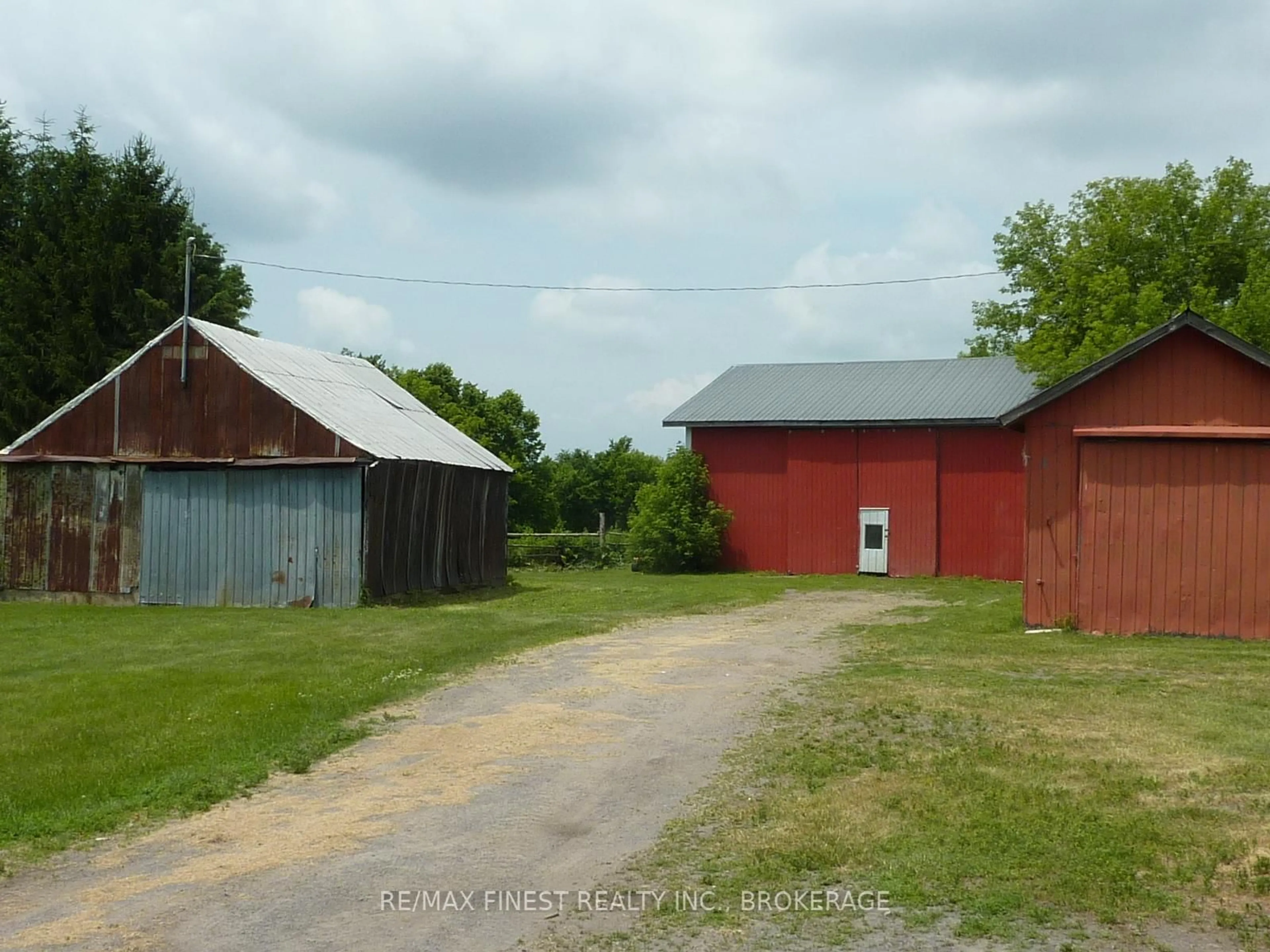 Shed for 2935 County Road 9, Napanee Ontario K7R 3K8