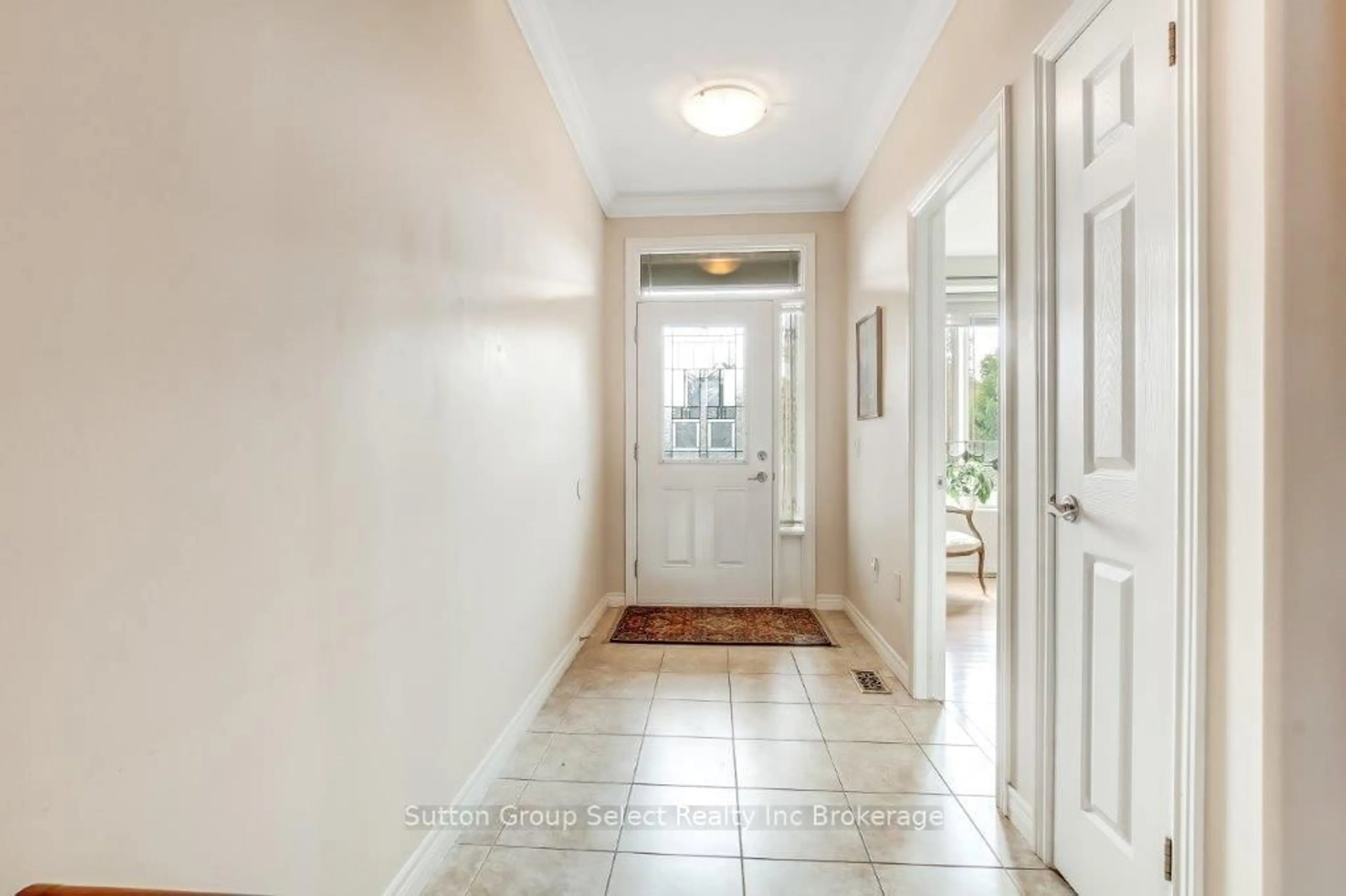 Indoor entryway for 578 Spitfire St #52, Woodstock Ontario N4T 0C2