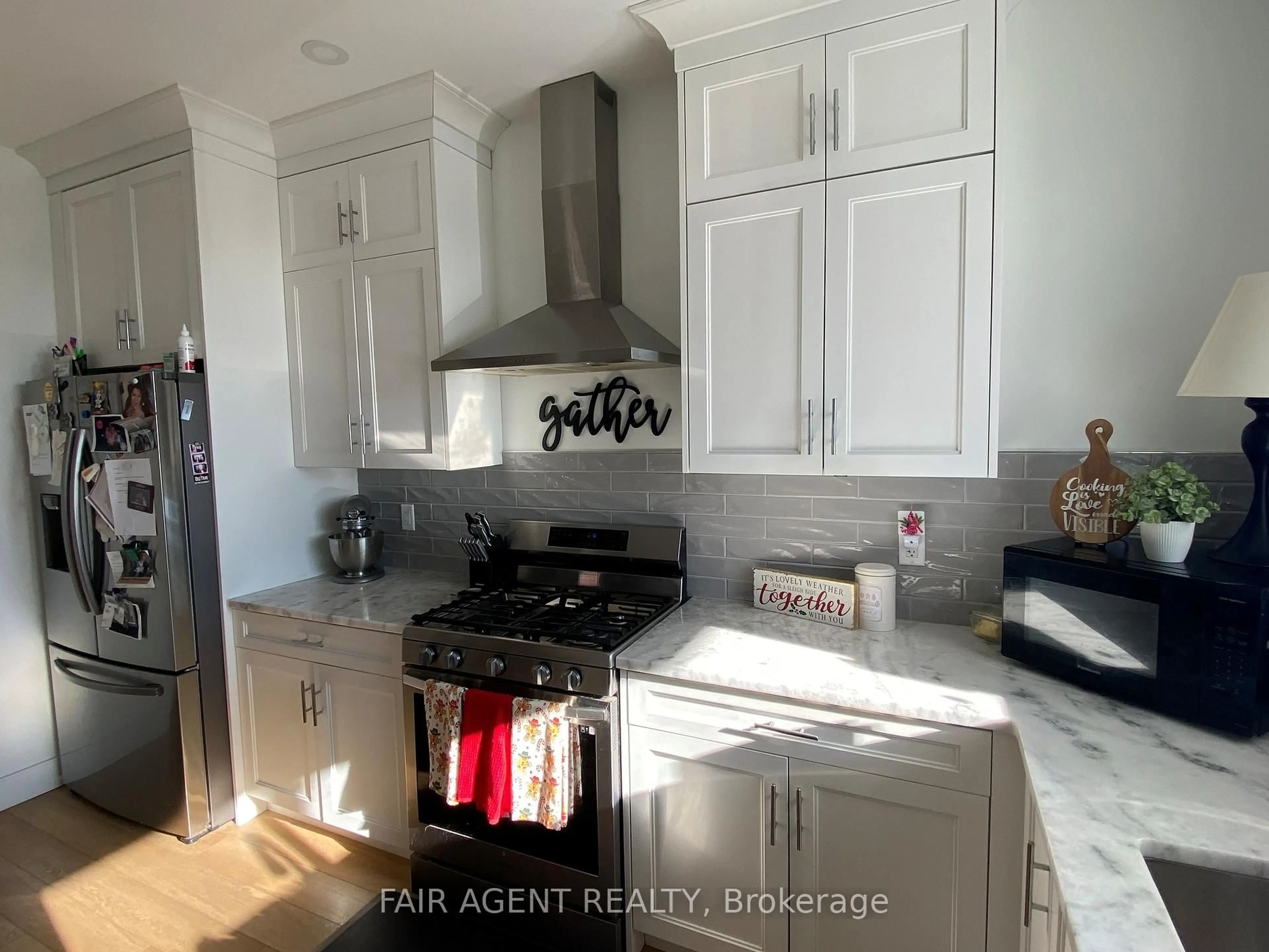 Open concept kitchen, unknown for 974 Waters Beach Dr, Essex Ontario N0R 1G0