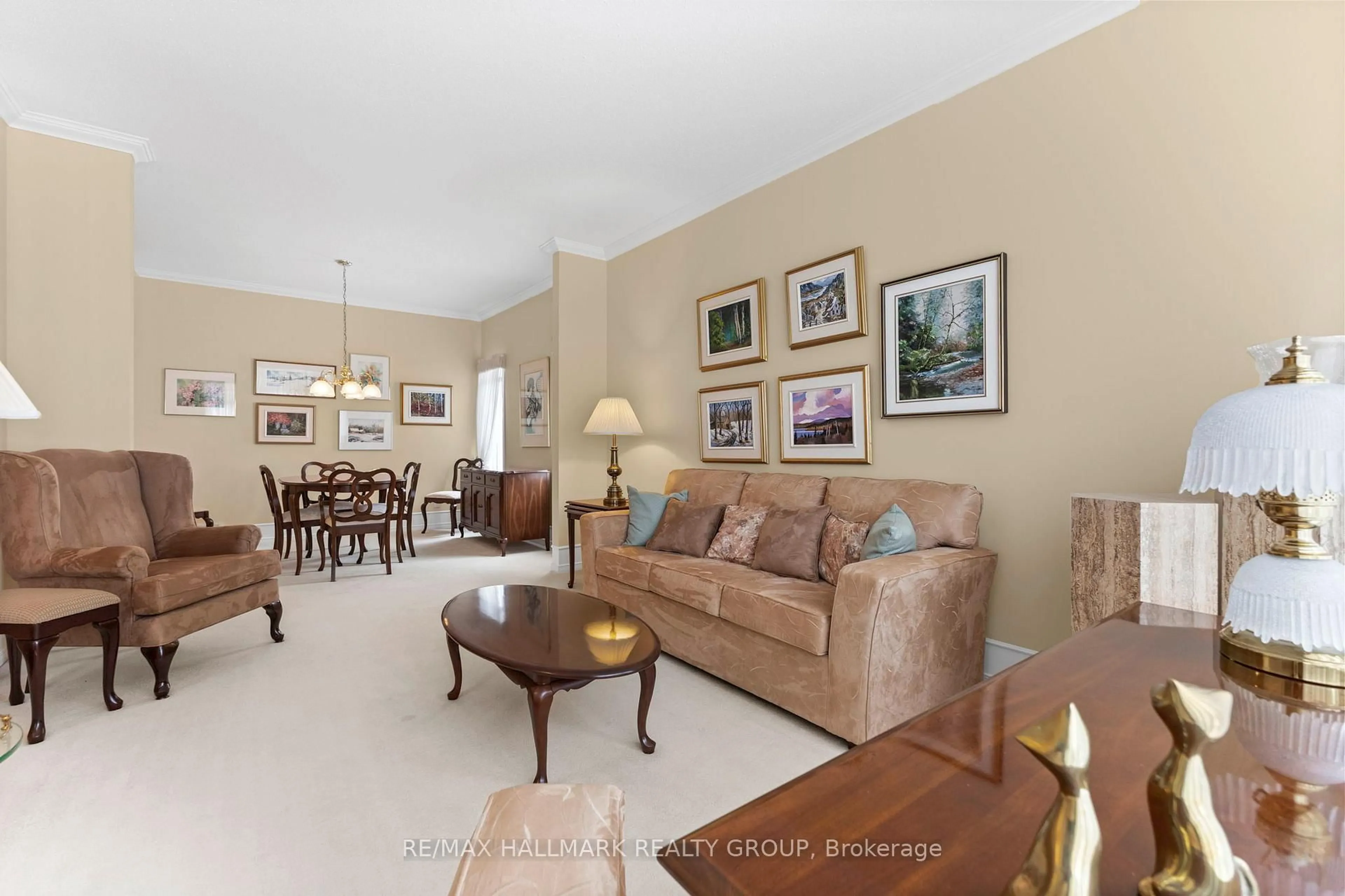 Living room with furniture, unknown for 2202 Nature Trail Cres, Ottawa Ontario K1W 1E6