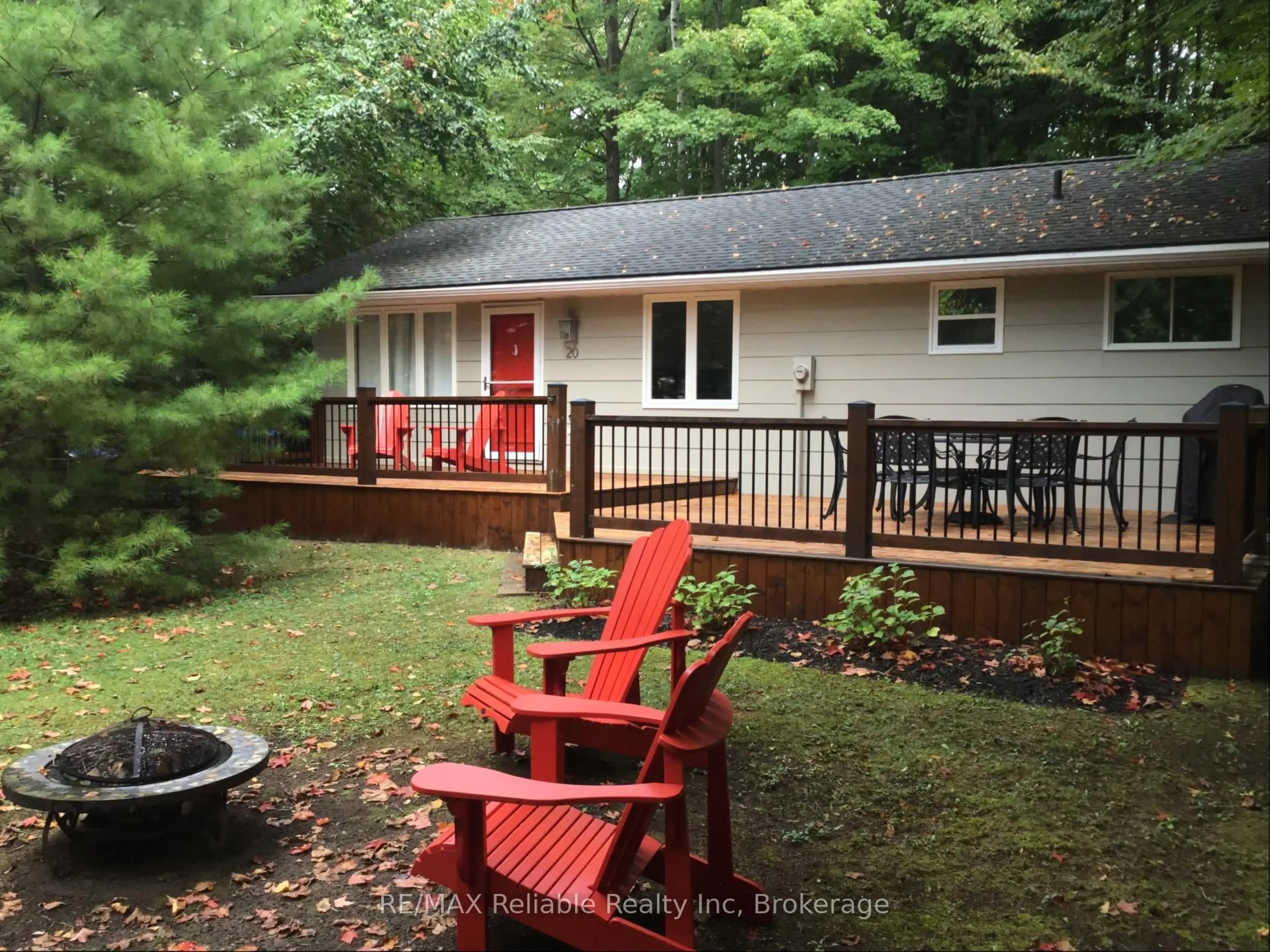 Patio, forest/trees view for 20 George St, Bluewater Ontario N0M 1G0