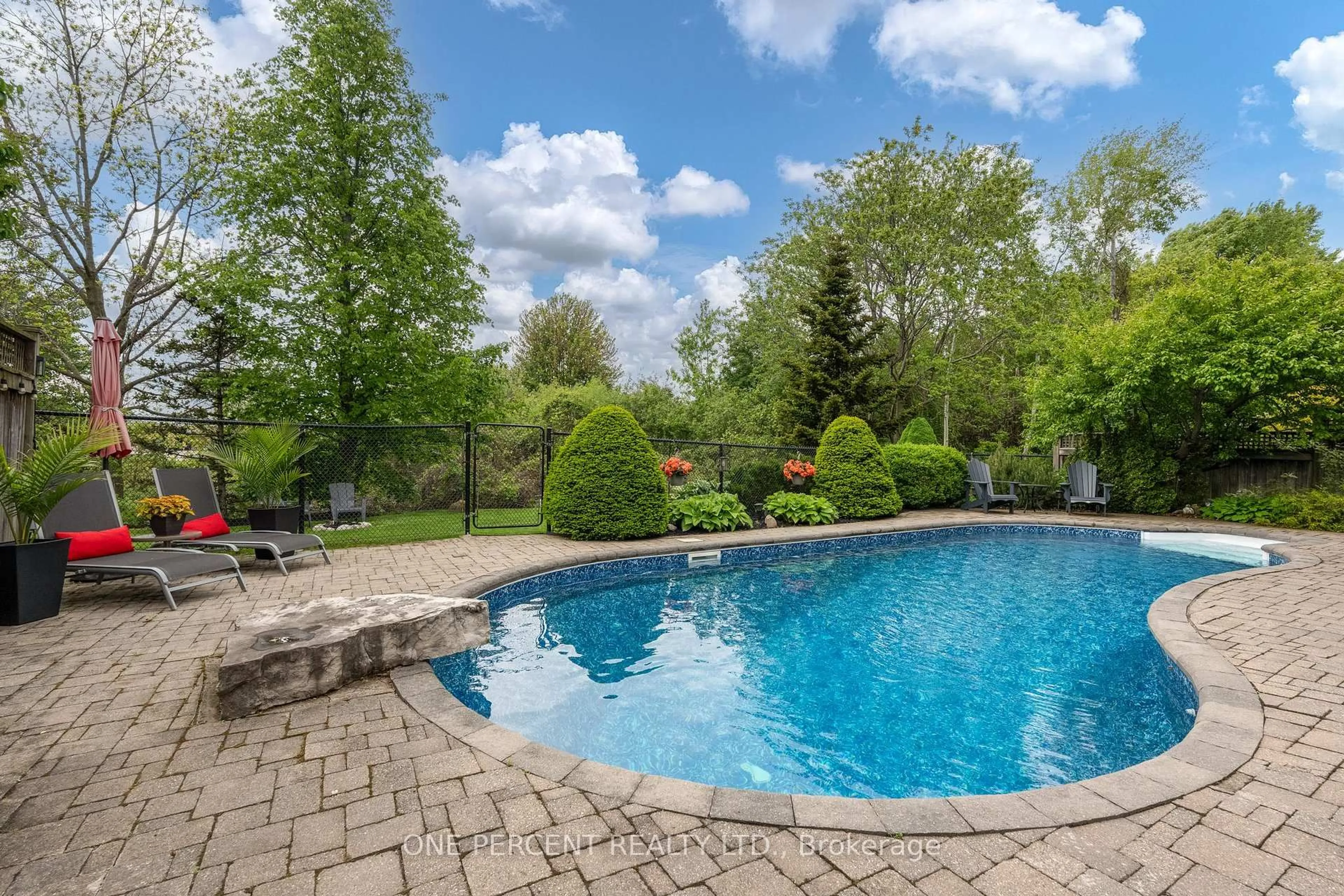Pool for 194 Joshua Ave, Hamilton Ontario L9K 1R7