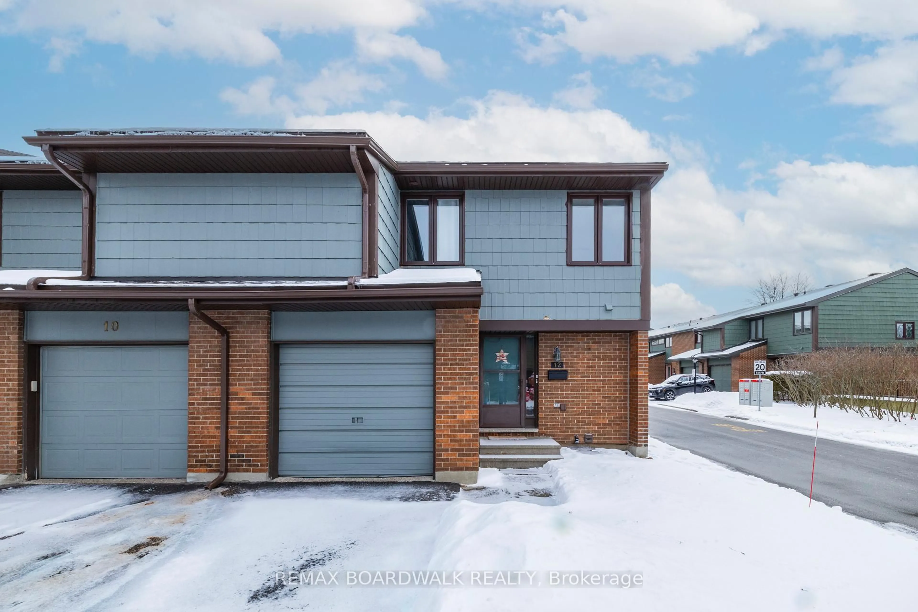 Unknown for 12 Selye Cres, Ottawa Ontario K2K 1C9