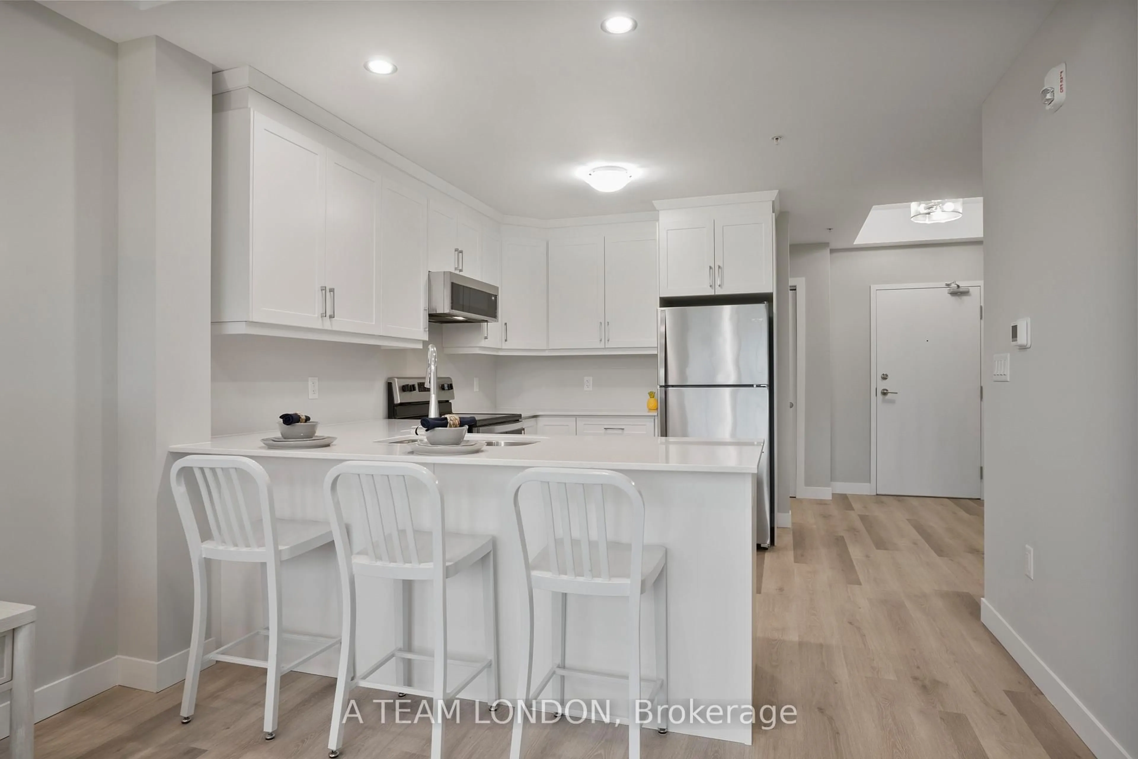 Open concept kitchen, unknown for 100 THE PROMENADE #201, Central Elgin Ontario N5L 1C5