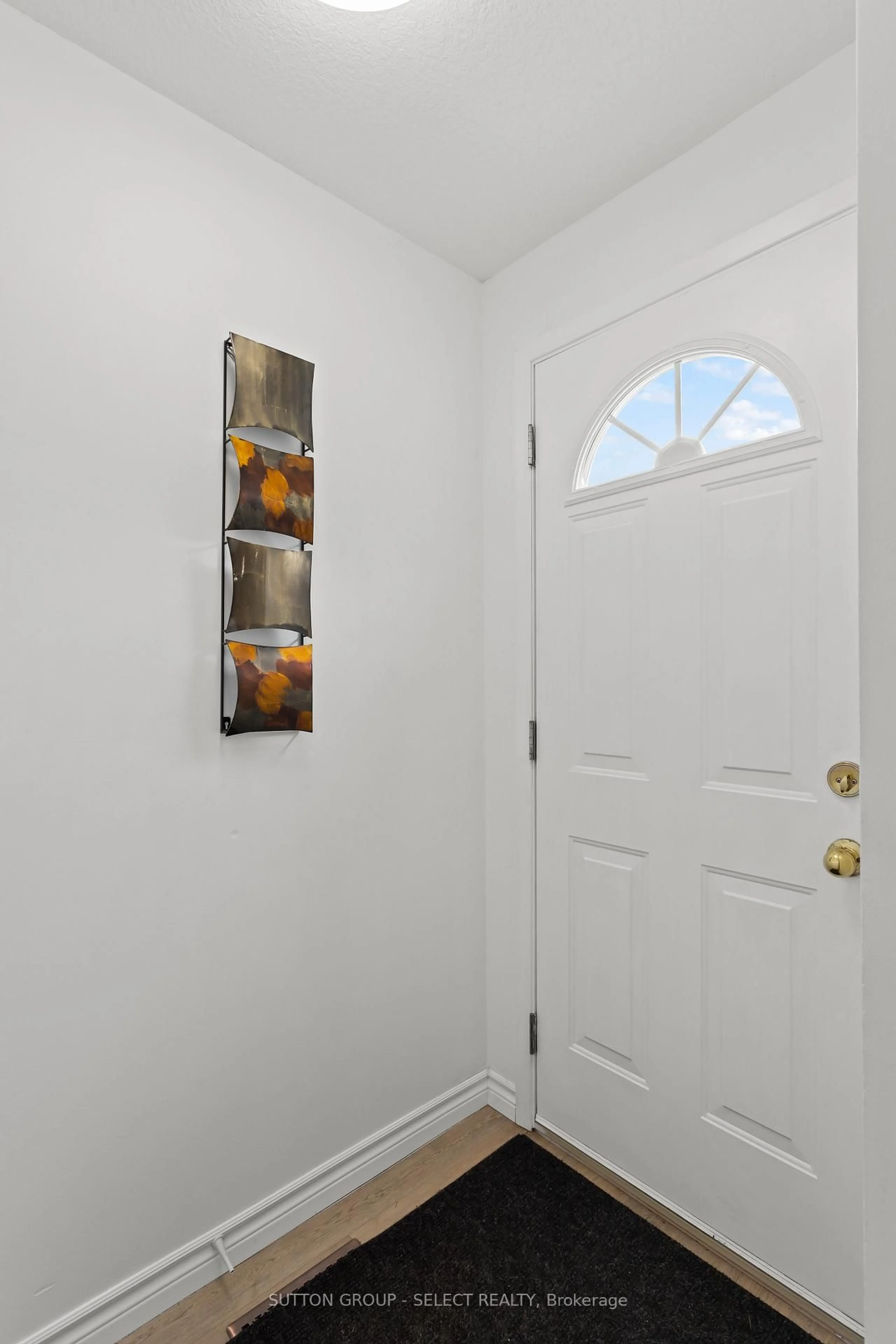 Indoor entryway for 40 Tiffany Dr #64, London East Ontario N5V 3N3