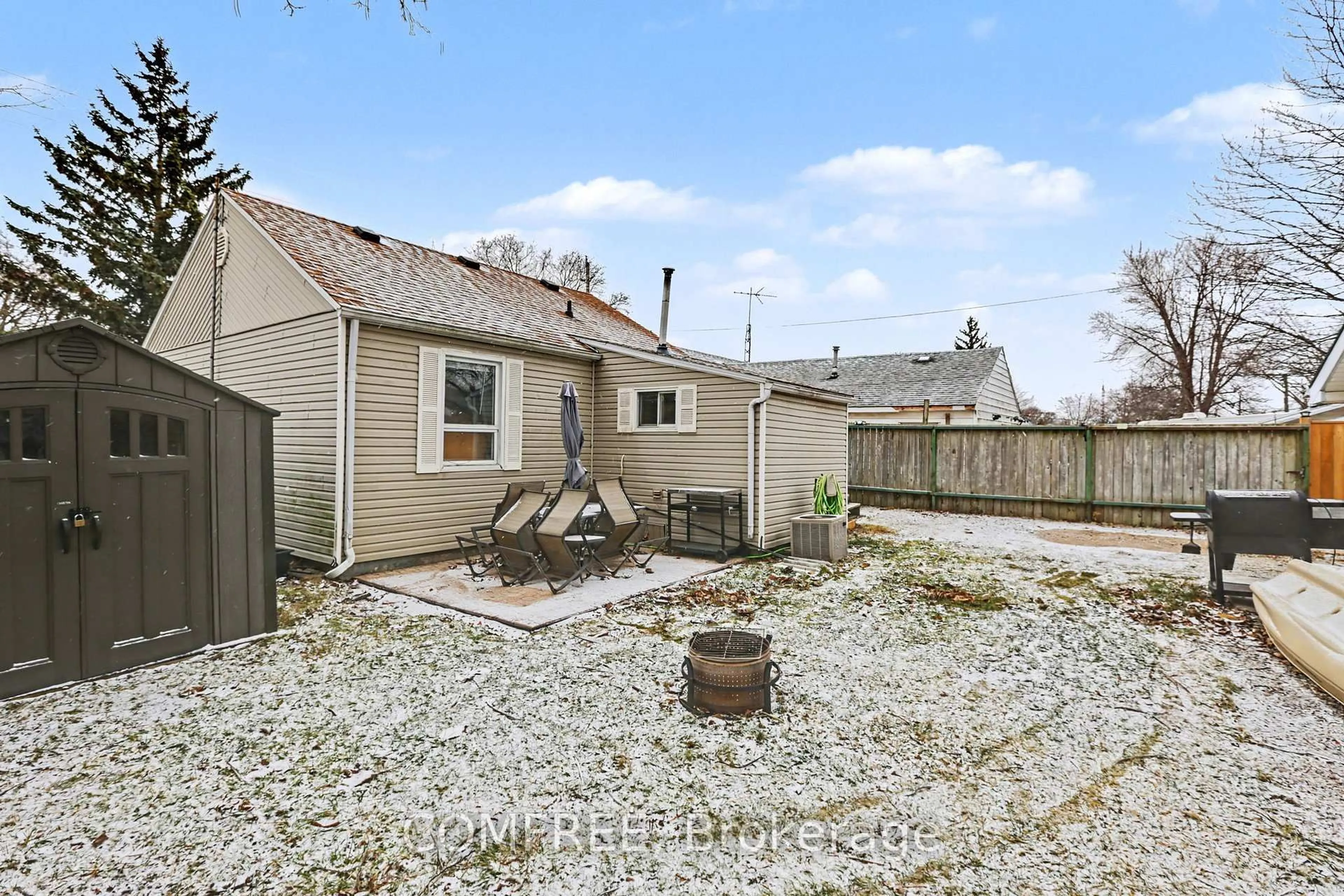 Unknown for 22 Bond Ave, Chatham-Kent Ontario N0P 2L0