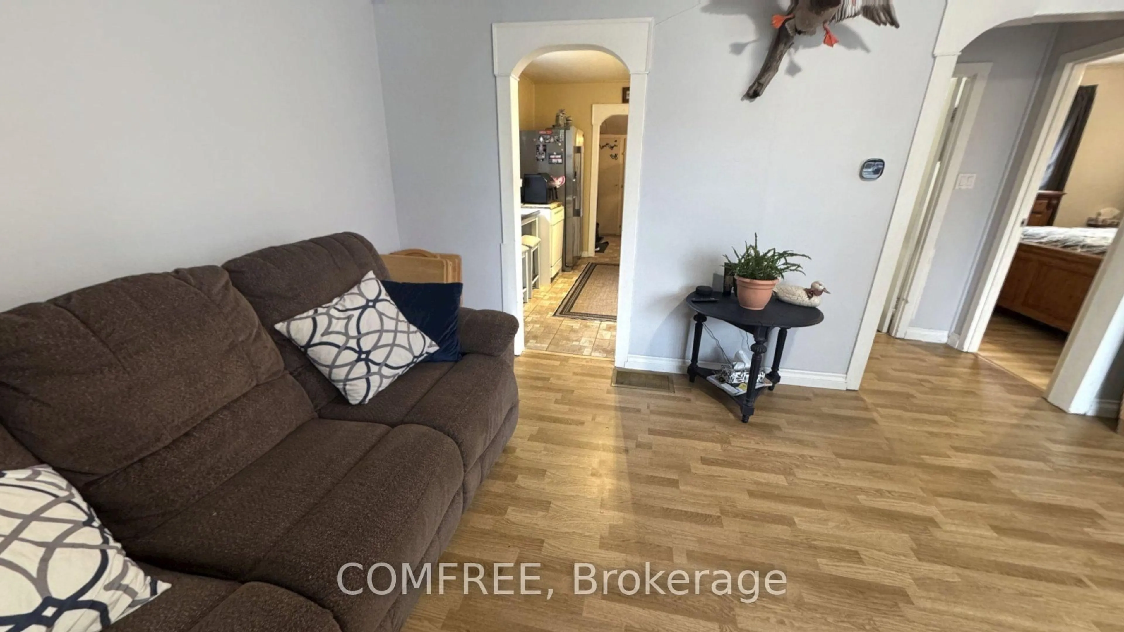 A pic of a room for 22 Bond Ave, Chatham-Kent Ontario N0P 2L0