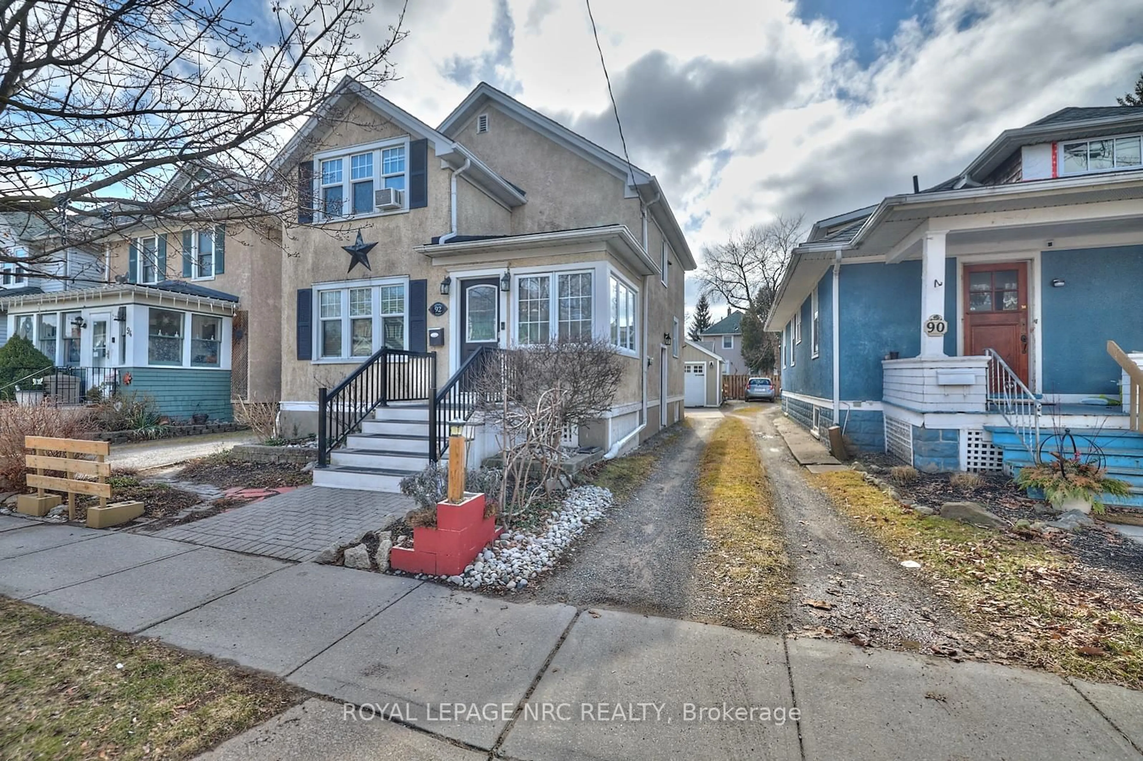 Unknown for 92 Dufferin St, St. Catharines Ontario L2R 1Z8