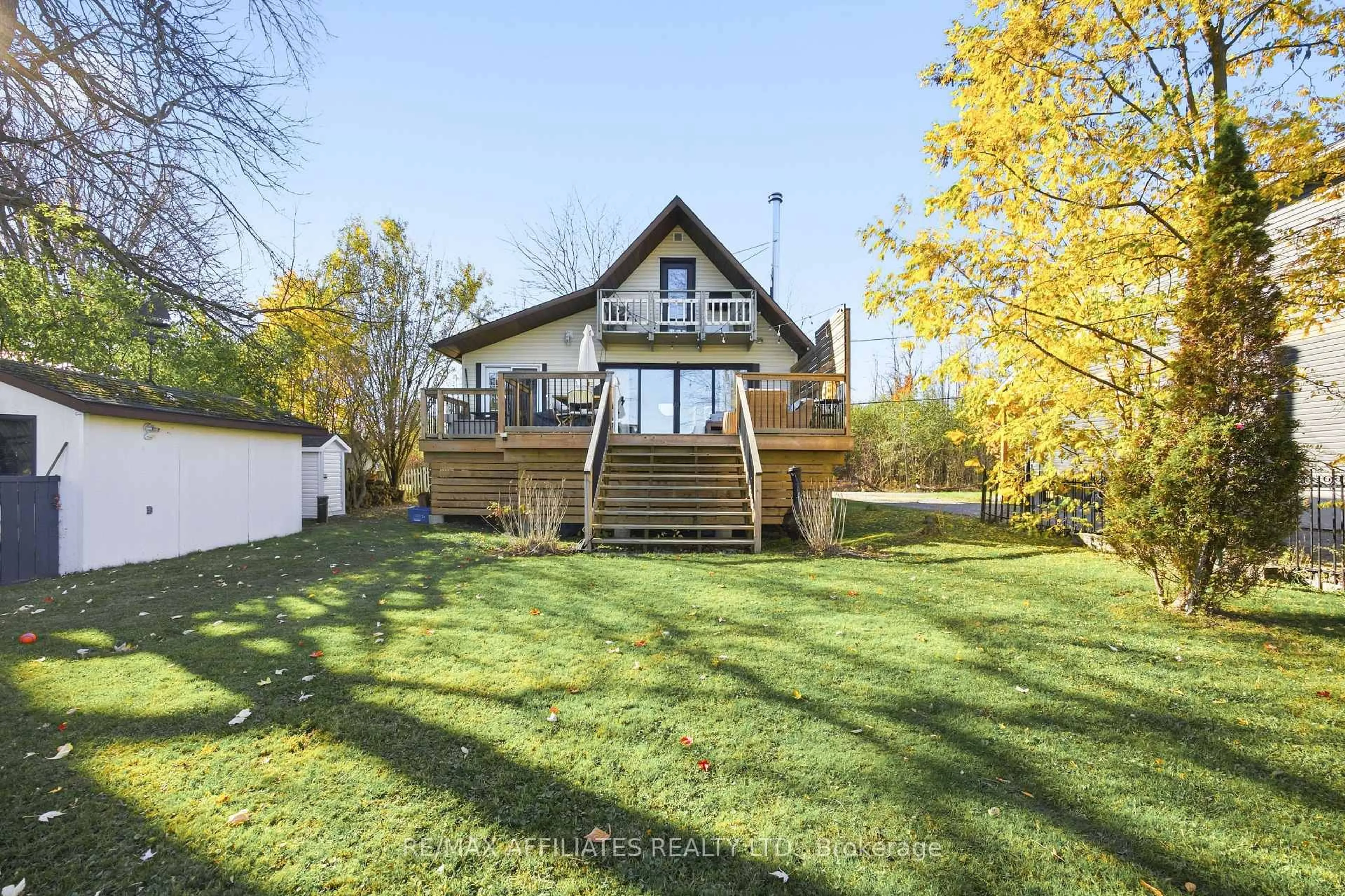 A pic from outside/outdoor area/front of a property/back of a property/a pic from drone, water/lake/river/ocean view for 124 Mccullough's Landing Rd, Perth Ontario K7H 0J3