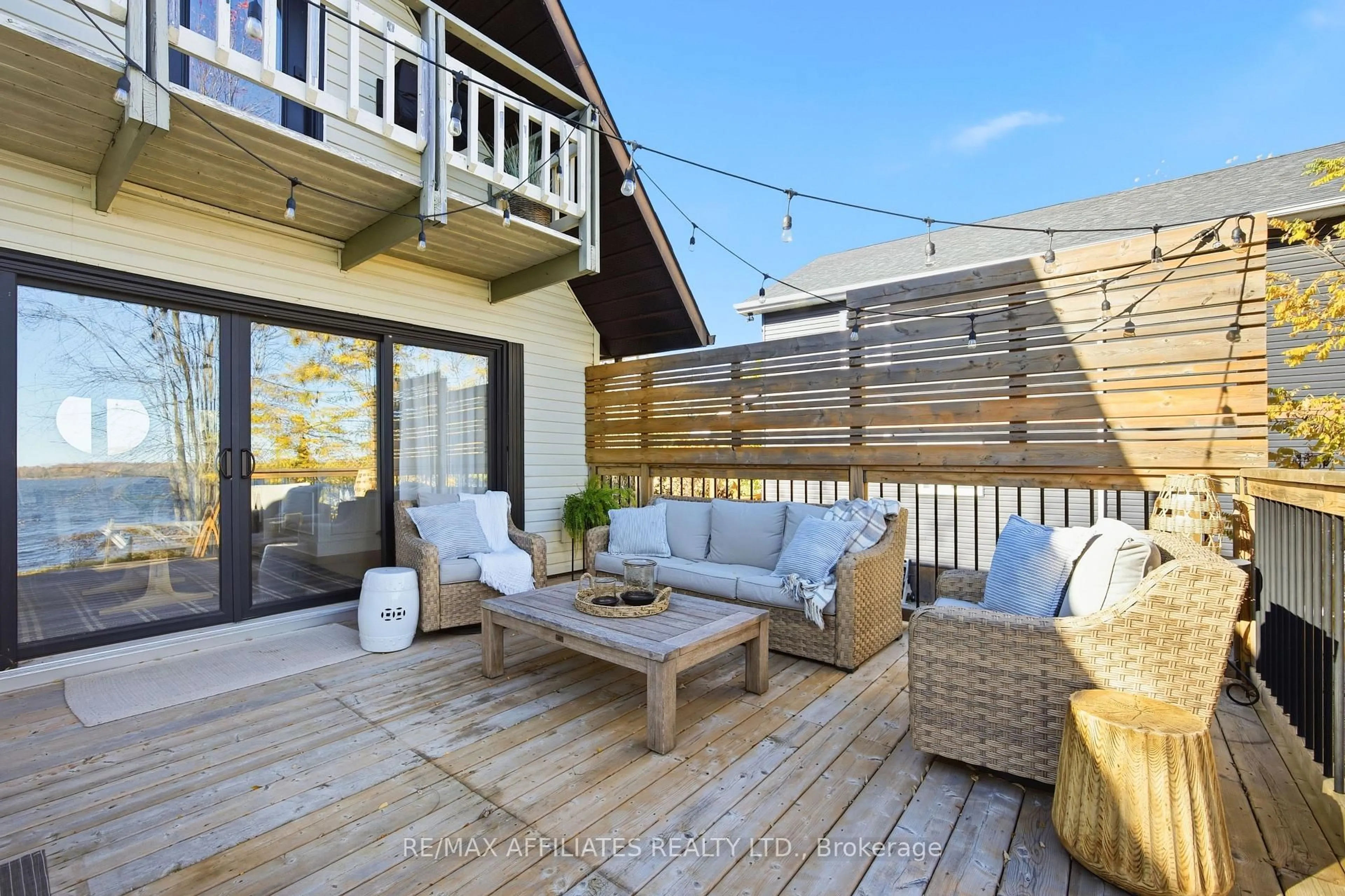 Patio, street for 124 Mccullough's Landing Rd, Perth Ontario K7H 0J3