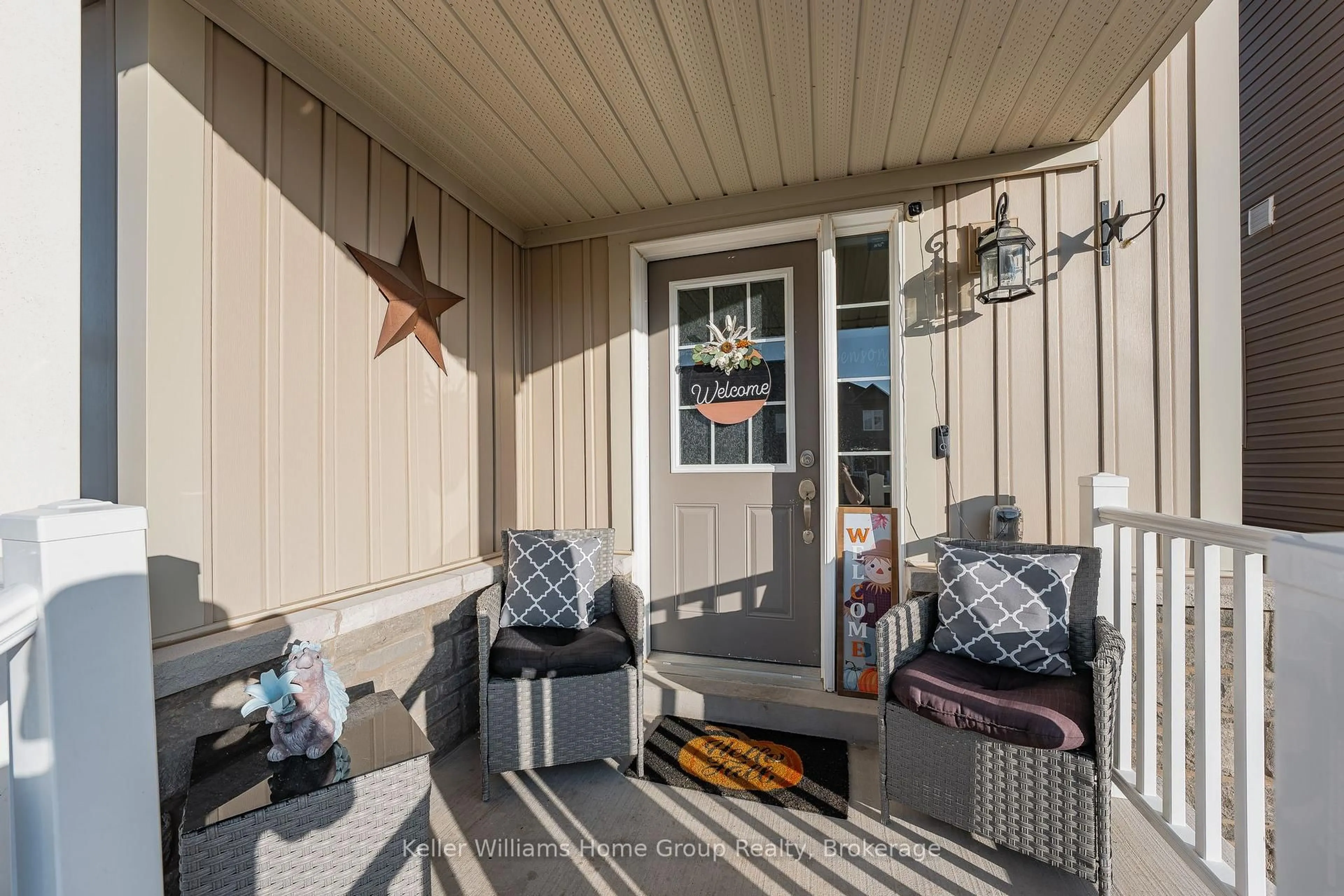 Patio, unknown for 24 Courtney St, Centre Wellington Ontario N1M 0C9