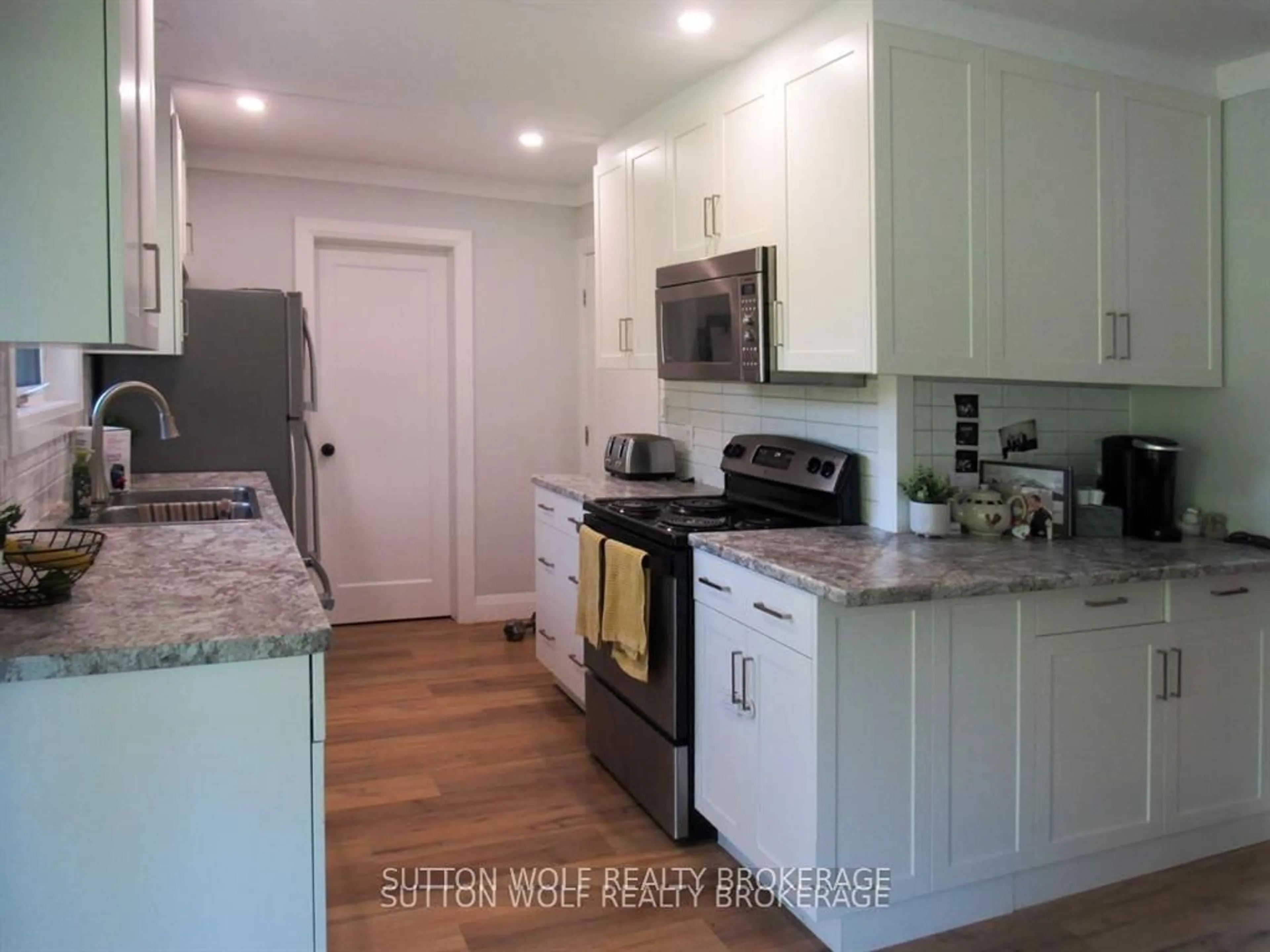 Open concept kitchen, unknown for 235 William St, Southwest Middlesex Ontario N0L 1Z0
