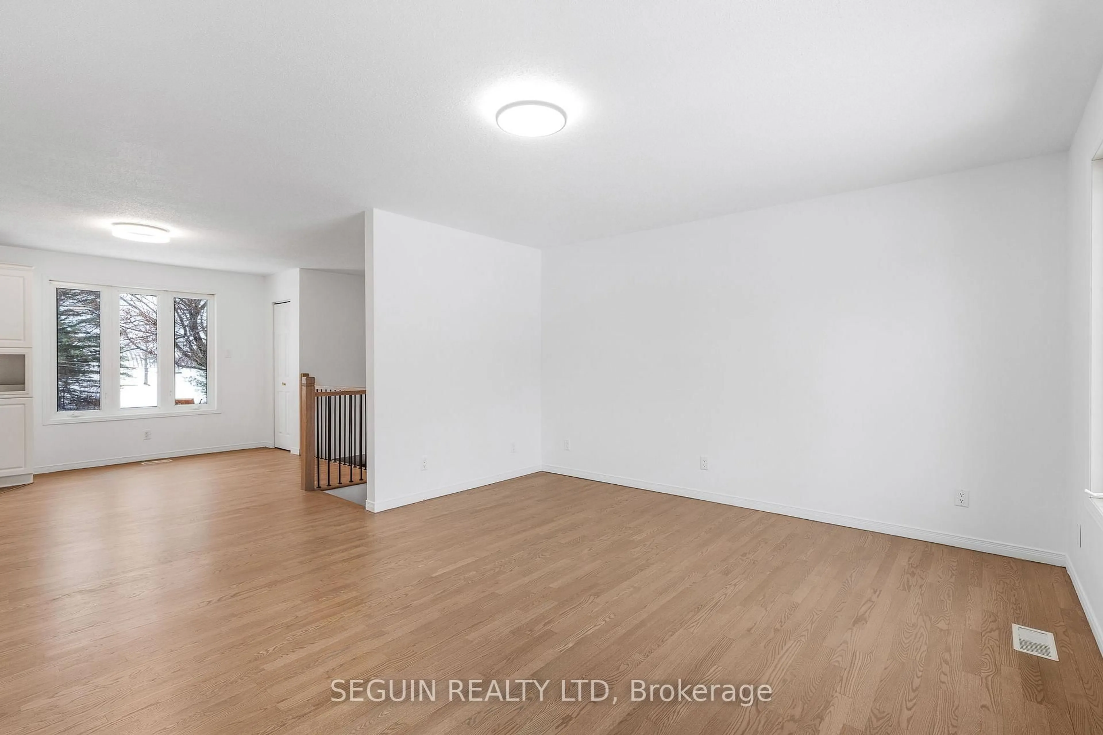 A pic of a room for 3704 Pattee Rd, Hawkesbury Ontario K6A 2R2