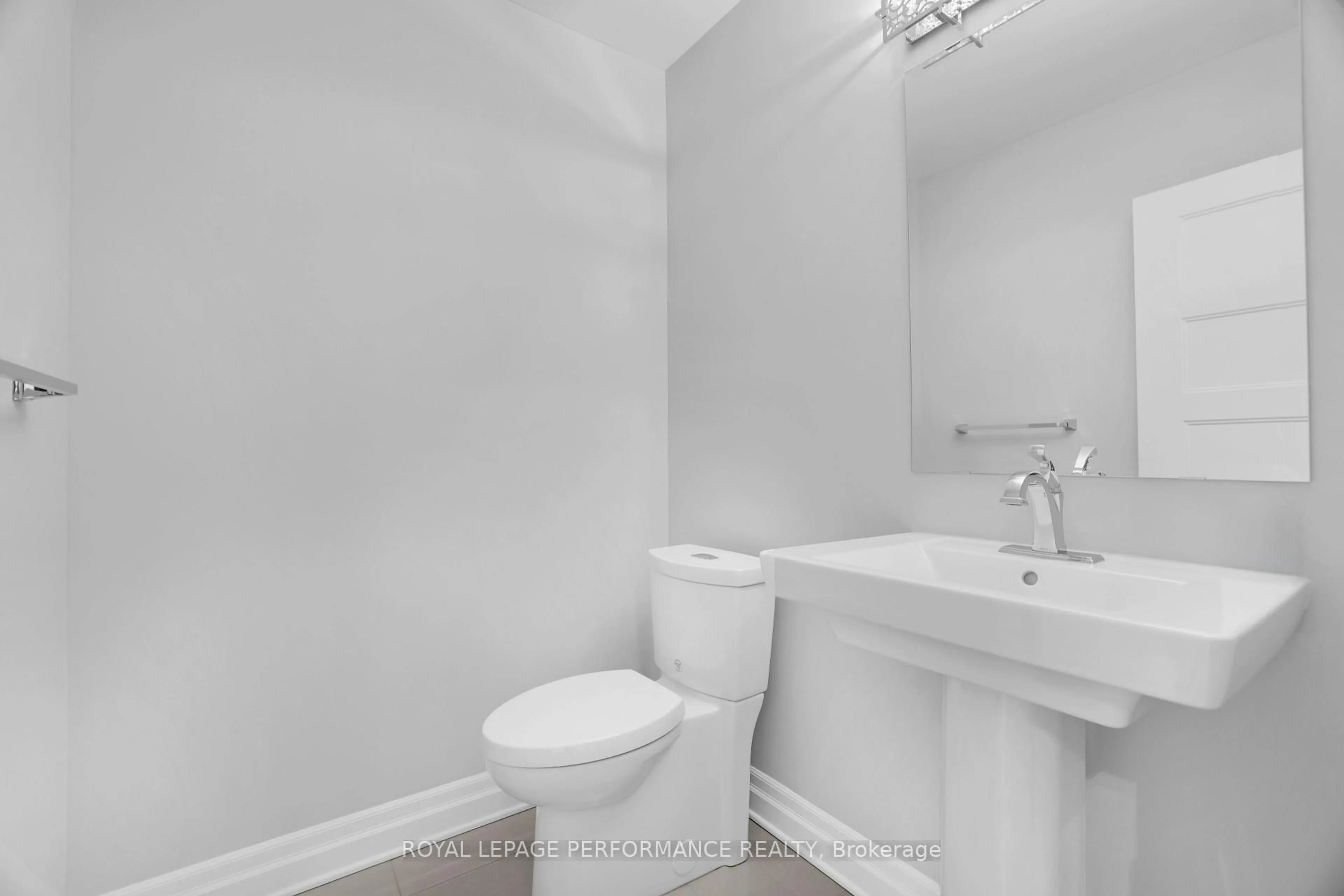 A pic of a room for 508 YELLOW BIRCH St, Orleans Ontario K1W 0J3