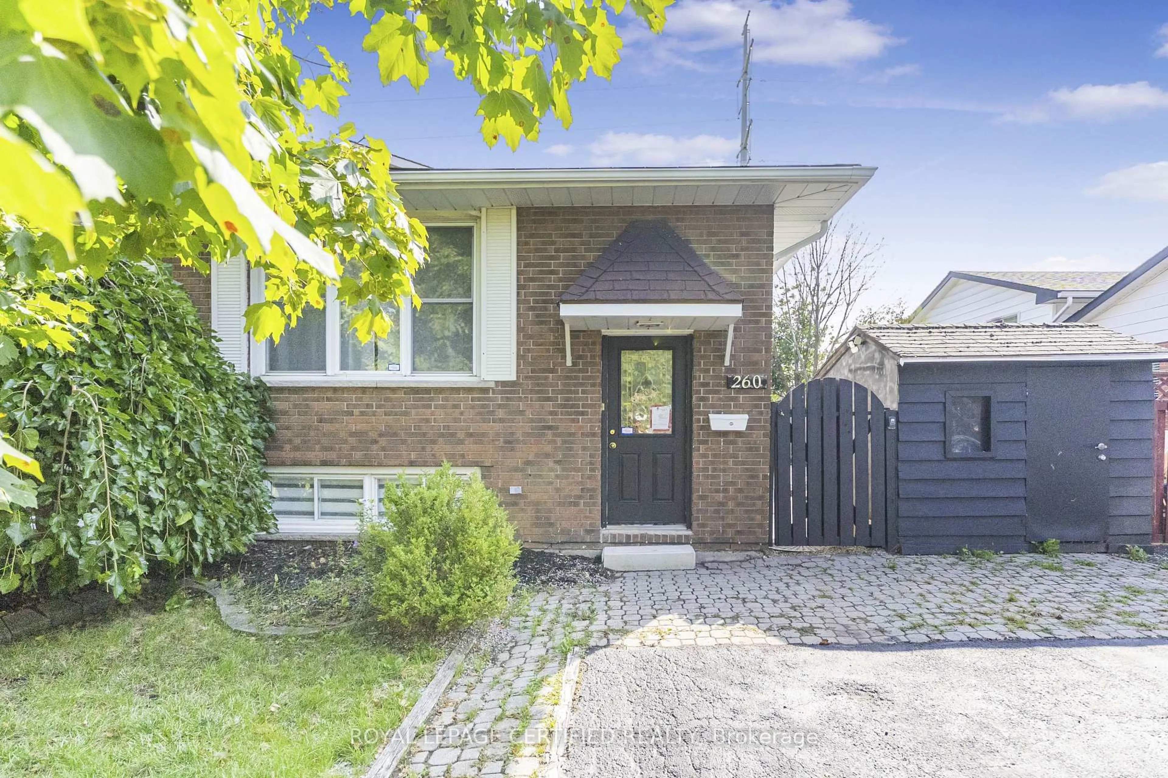 Home with brick exterior material, street for 260 St Augustine Dr, St. Catharines Ontario L2P 3P8