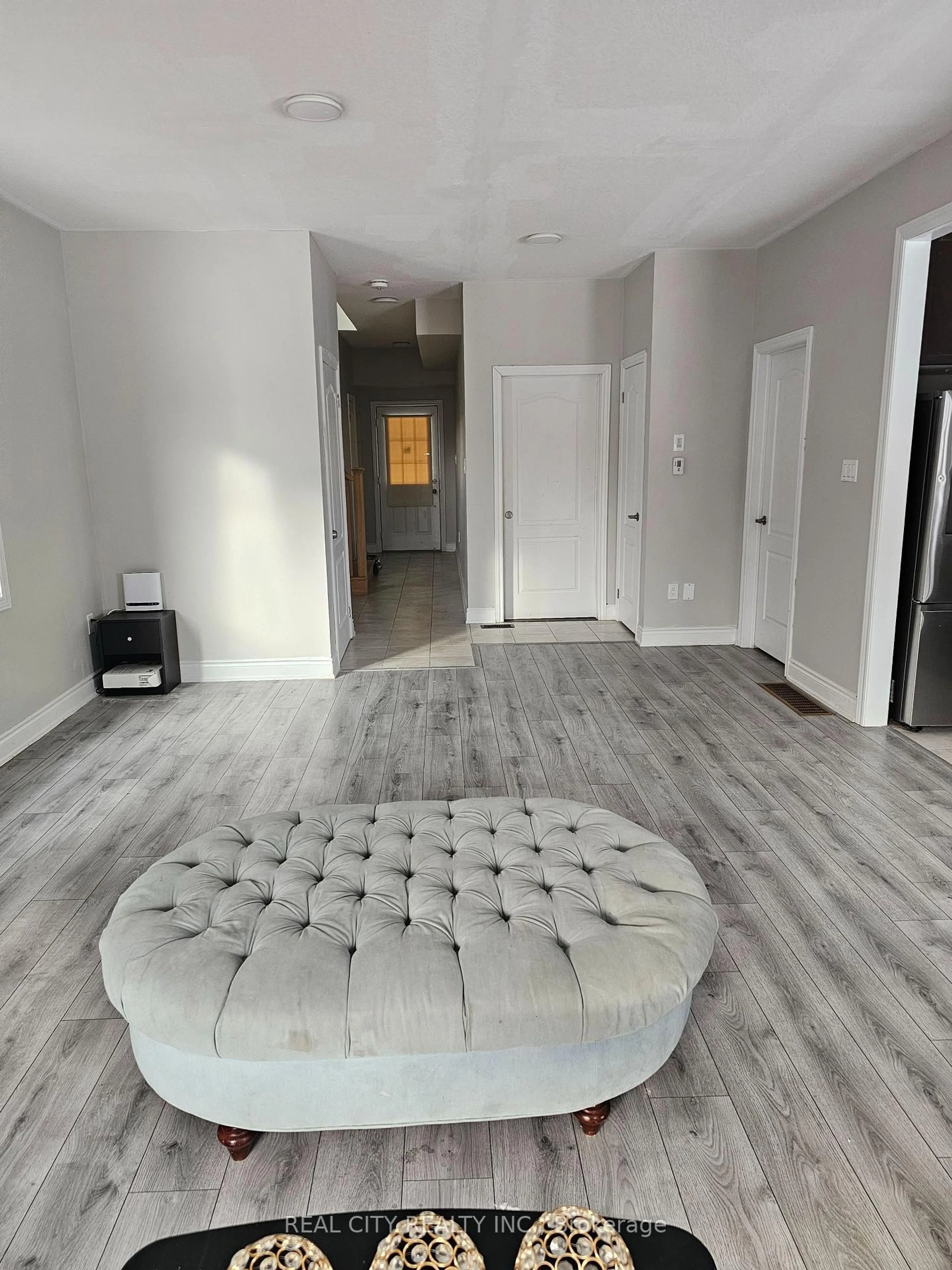 A pic of a room for 132 Sunset Way, Thorold Ontario L0S 1A0