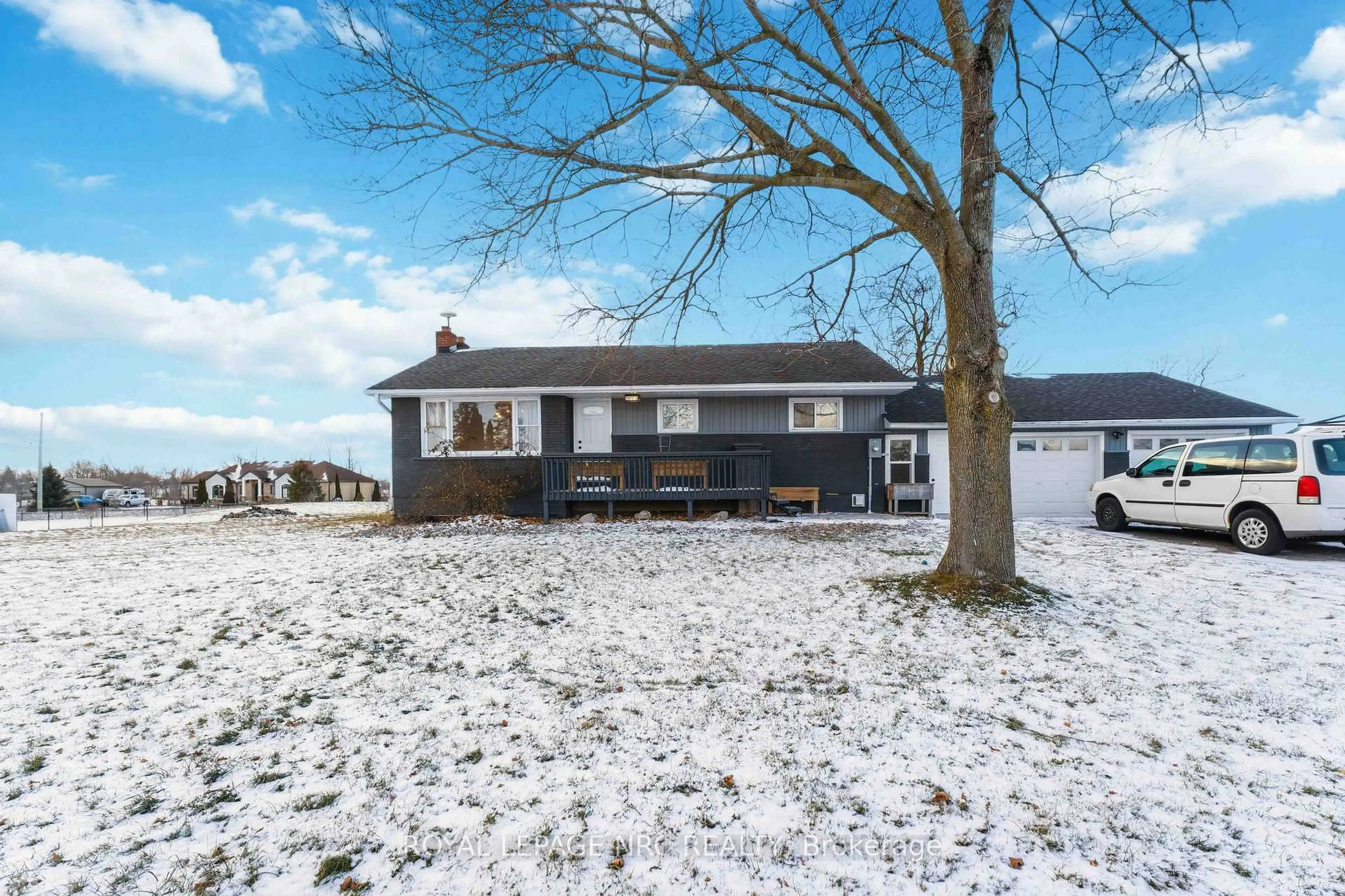 A pic from outside/outdoor area/front of a property/back of a property/a pic from drone, street for 764 Collver Rd, West Lincoln Ontario L0R 2J0