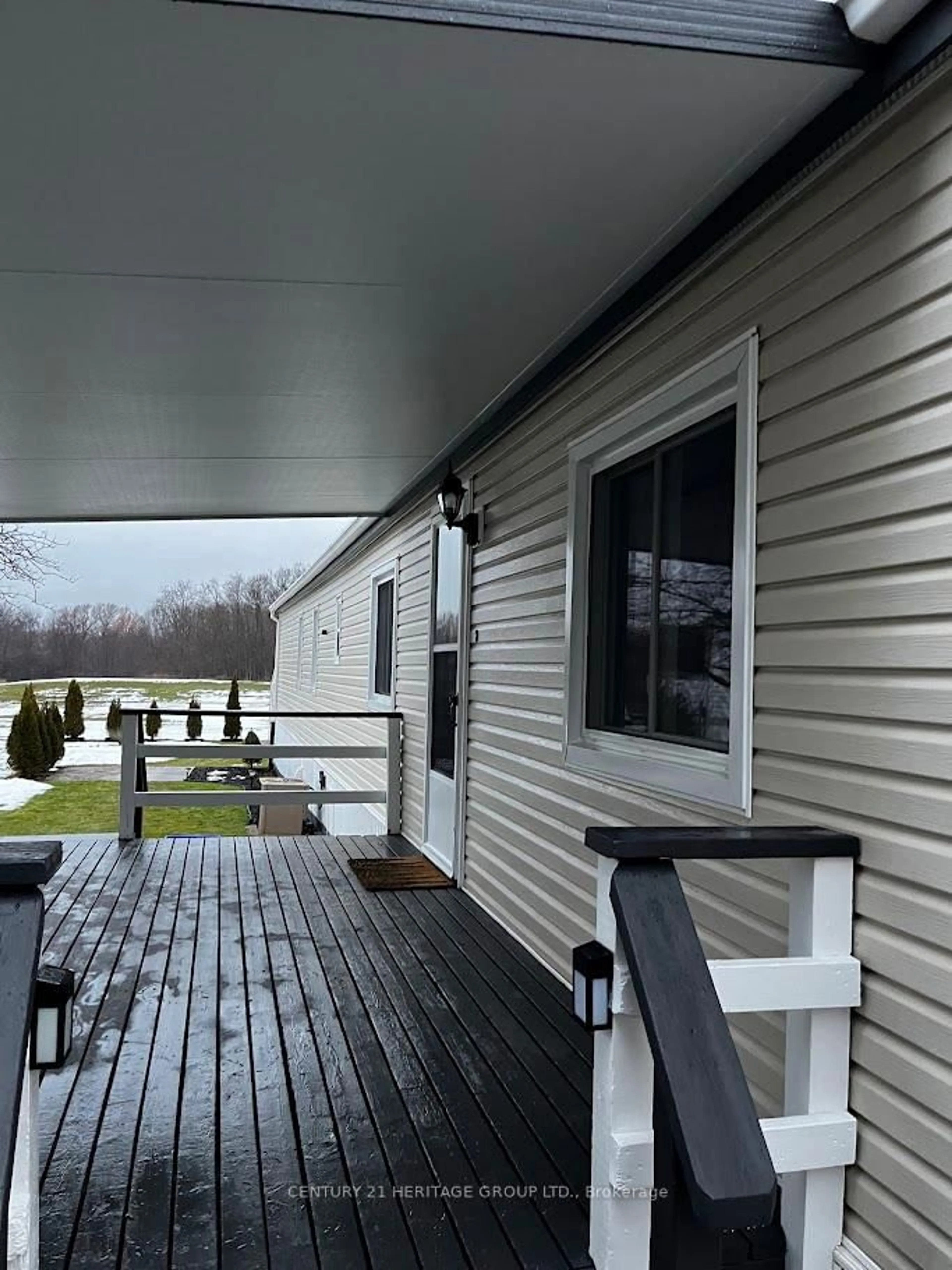 Patio, unknown for 510 Cunningham Cres, Cobourg Ontario K9A 0X9