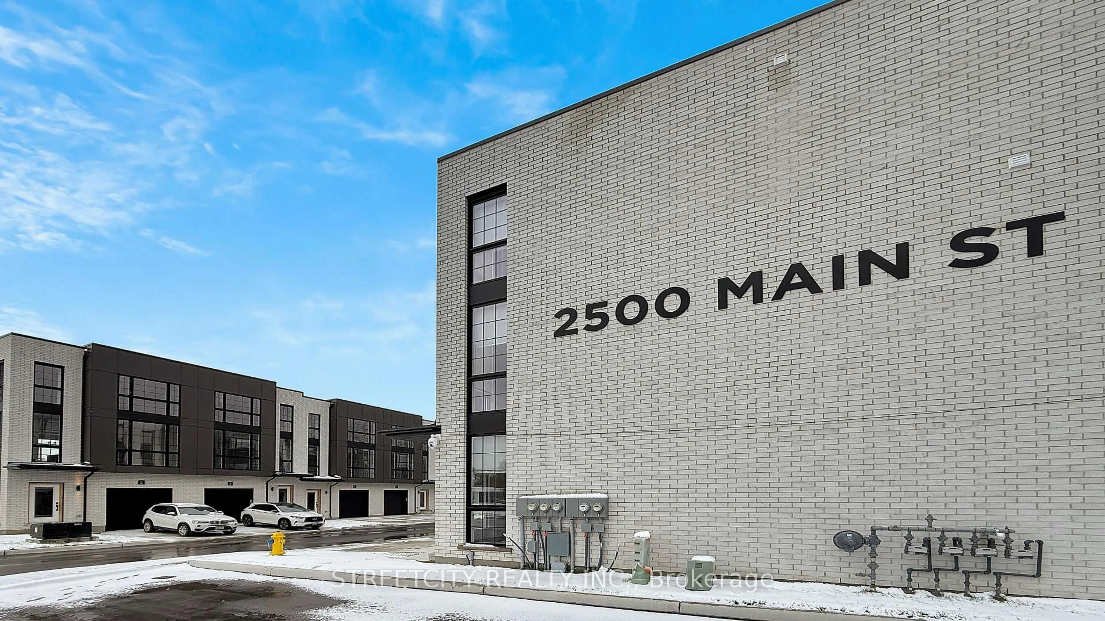 Unknown for 2500 MAIN St #15, London South Ontario N6P 1T5