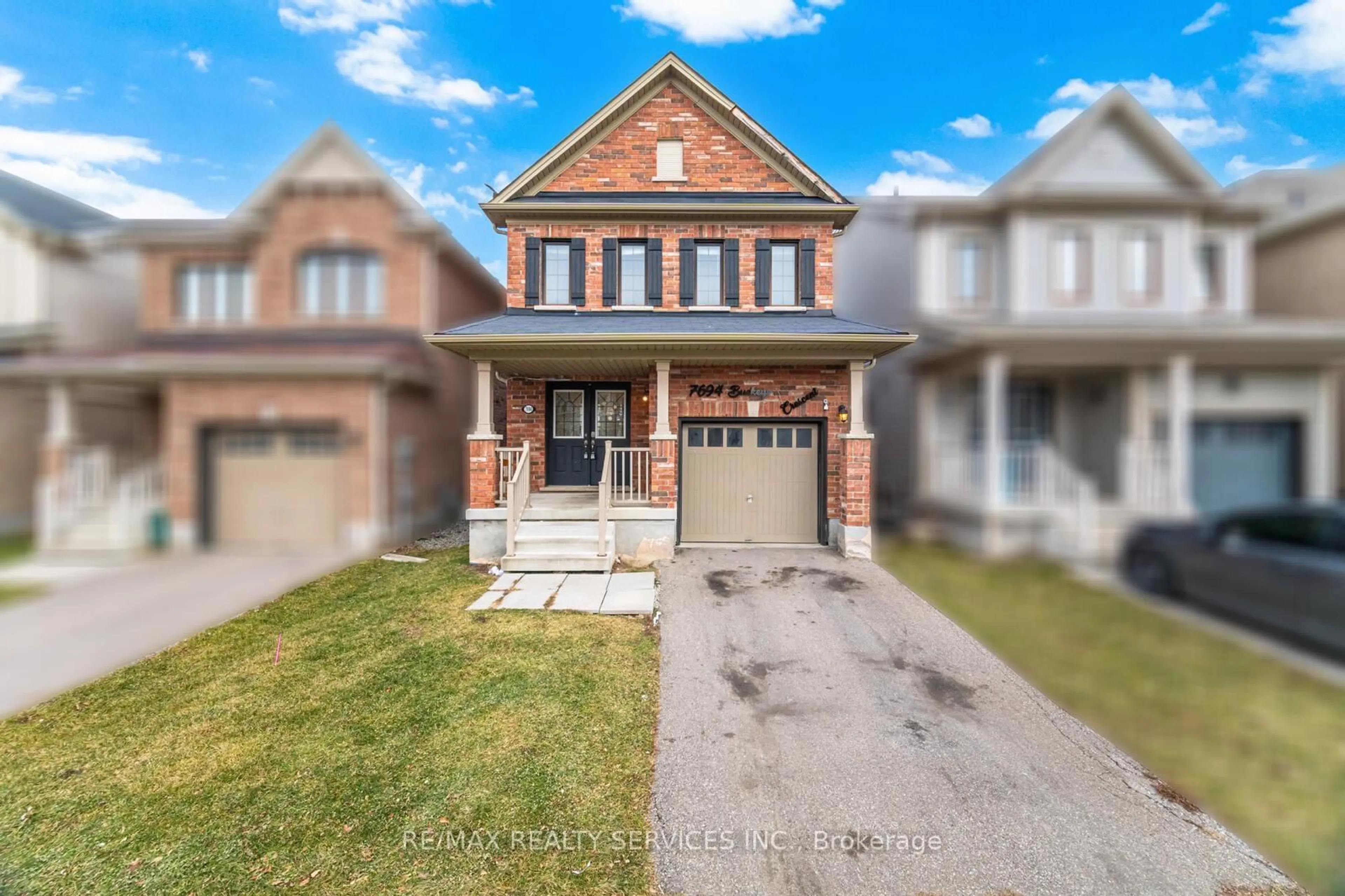 Home with brick exterior material, street for 7694 Buckeye Cres, Niagara Falls Ontario L2H 0P2