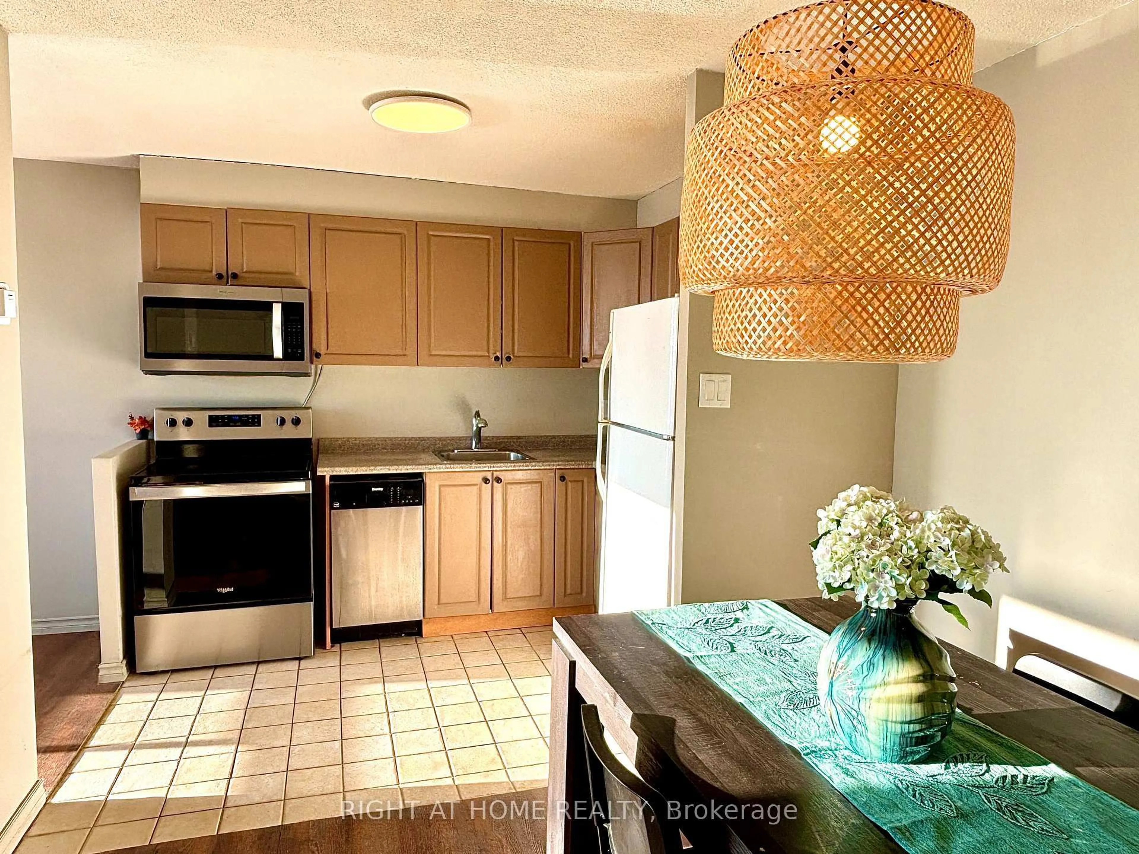 Standard kitchen, ceramic/tile floor for 20 Chesterton Dr #707, Ottawa Ontario K2E 6Z7