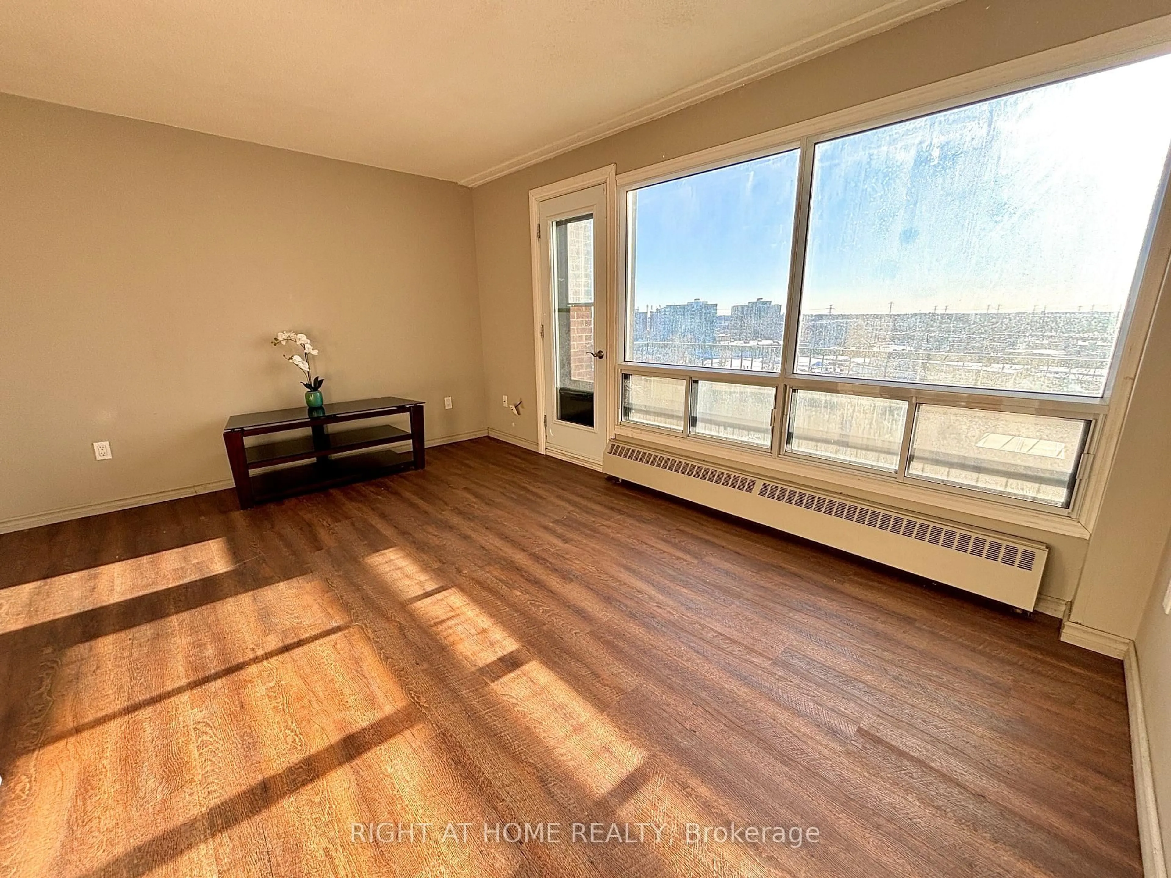 A pic of a room for 20 Chesterton Dr #707, Ottawa Ontario K2E 6Z7