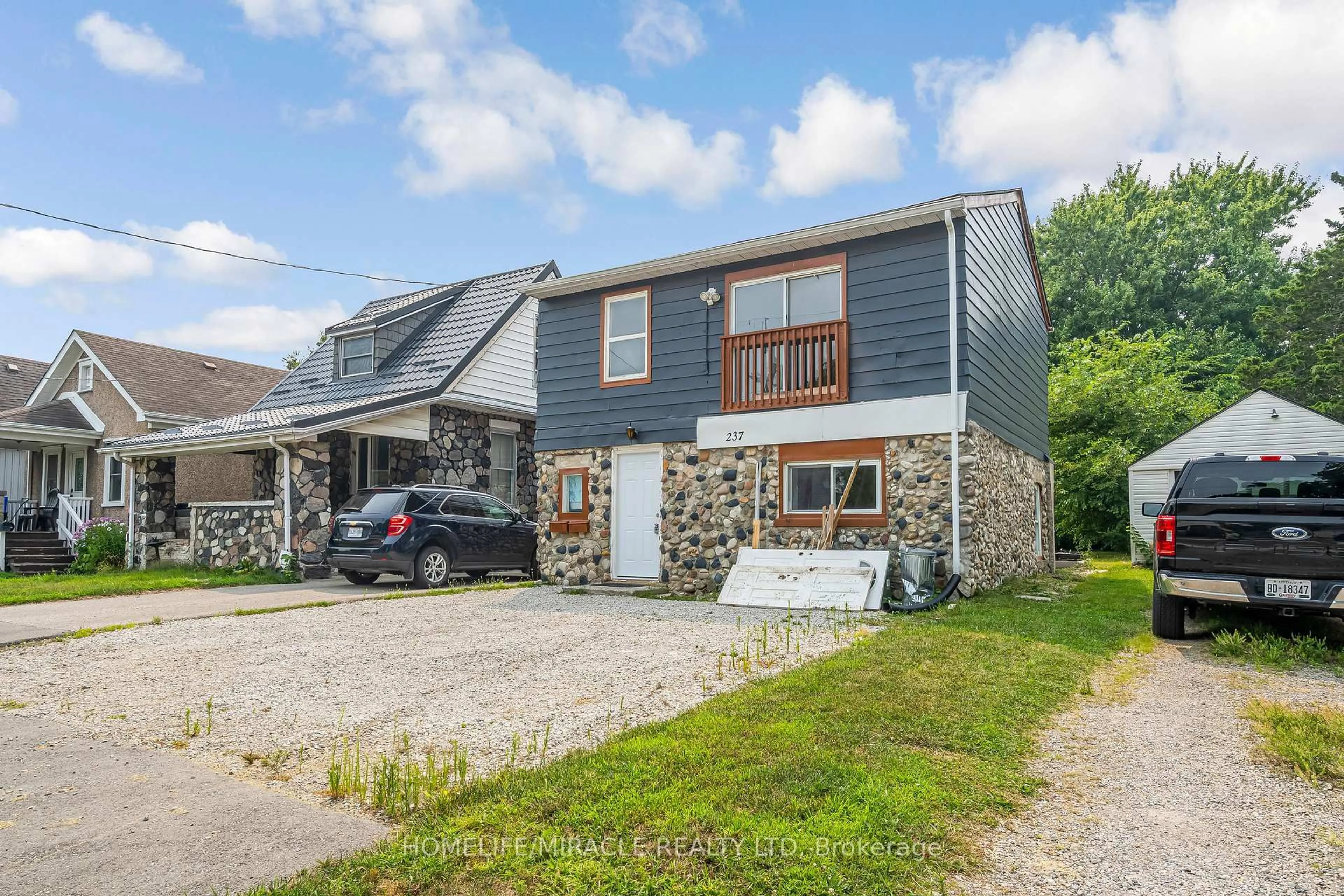 Unknown for 237 ST. JULIEN St, London East Ontario N5Z 2N2