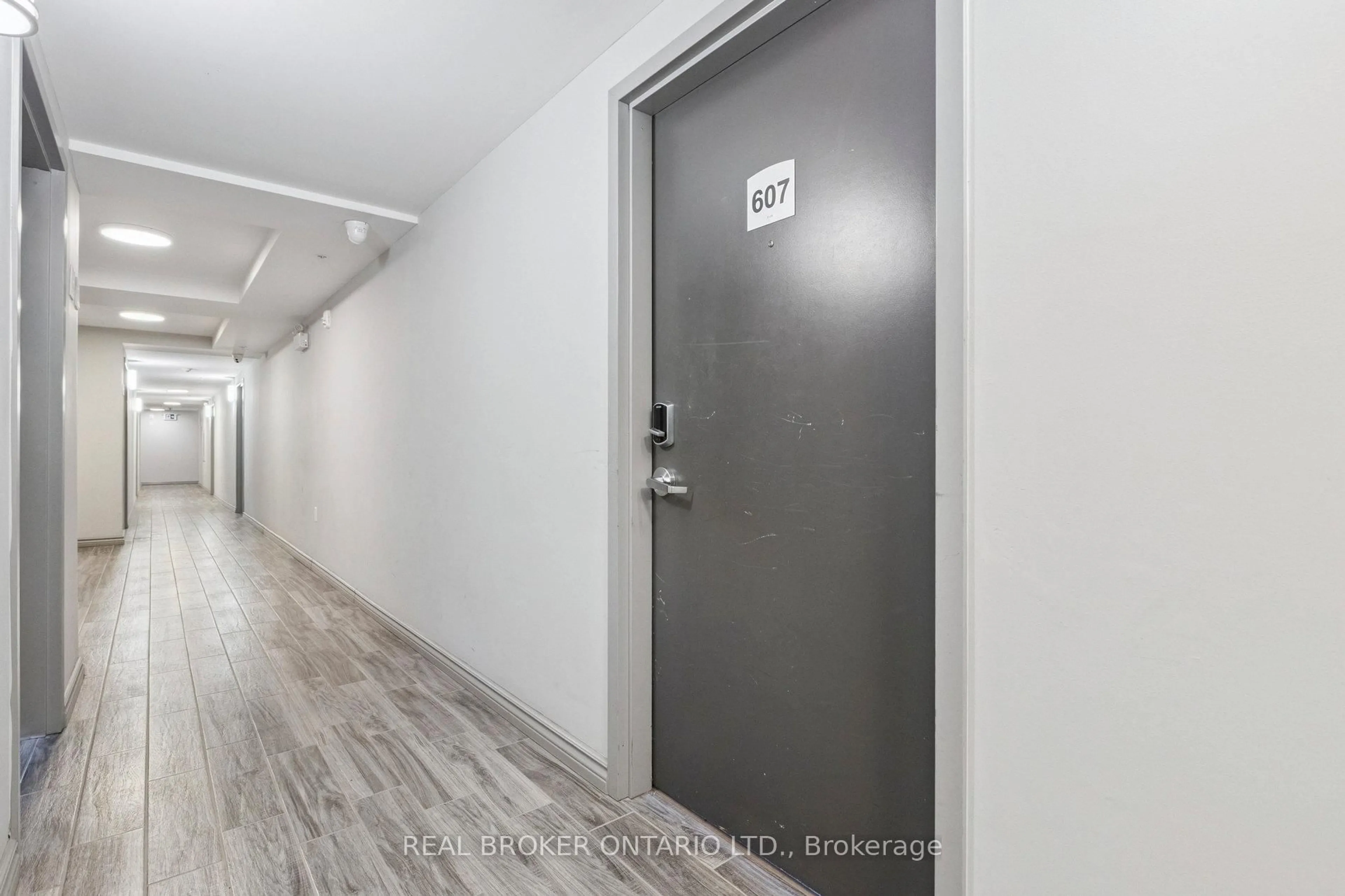 Unknown for 275 Larch St #G607, Waterloo Ontario N2L 3R2