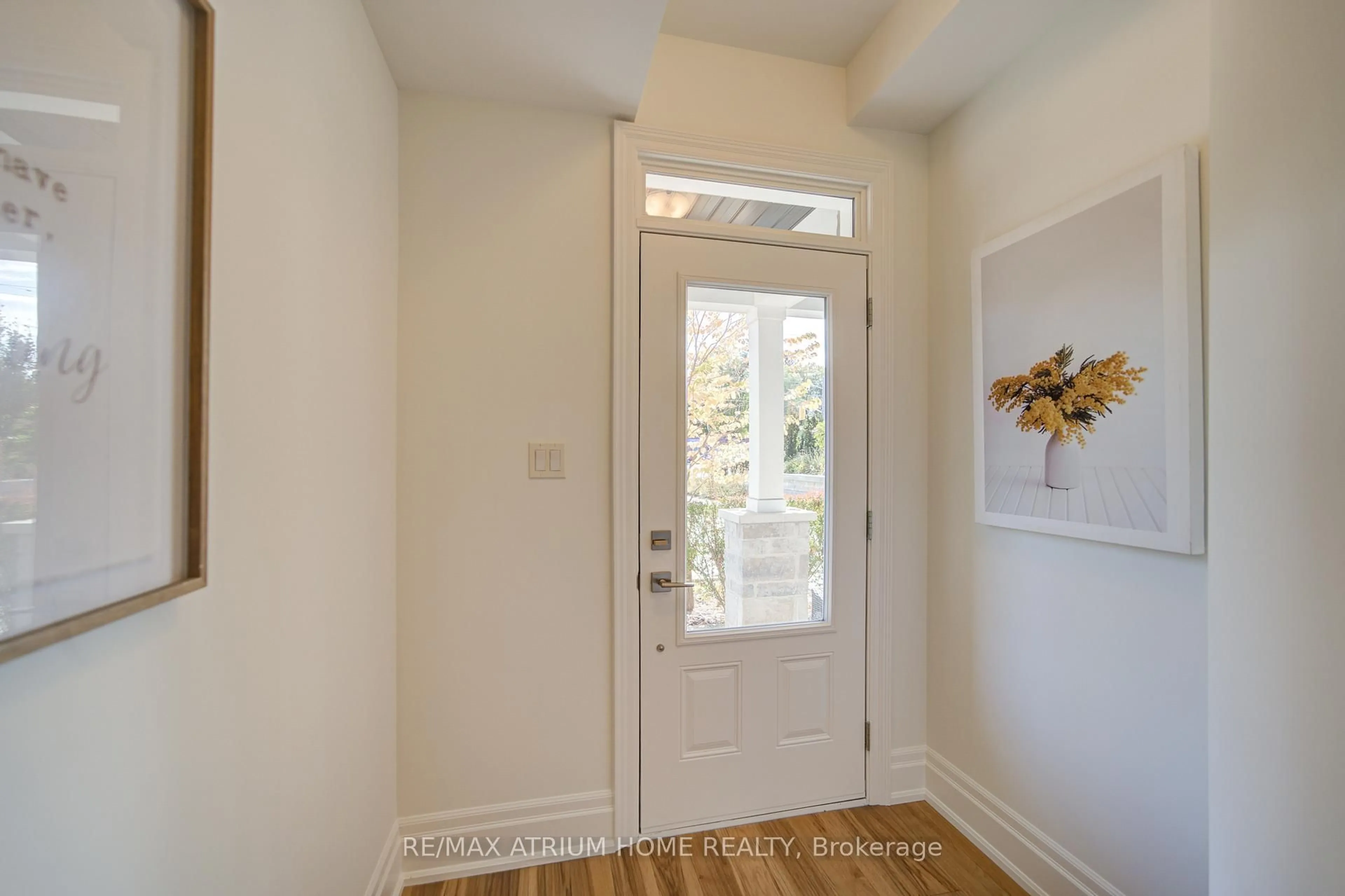 Indoor entryway for 111 Wilson St #2, Hamilton Ontario L9B 2G7