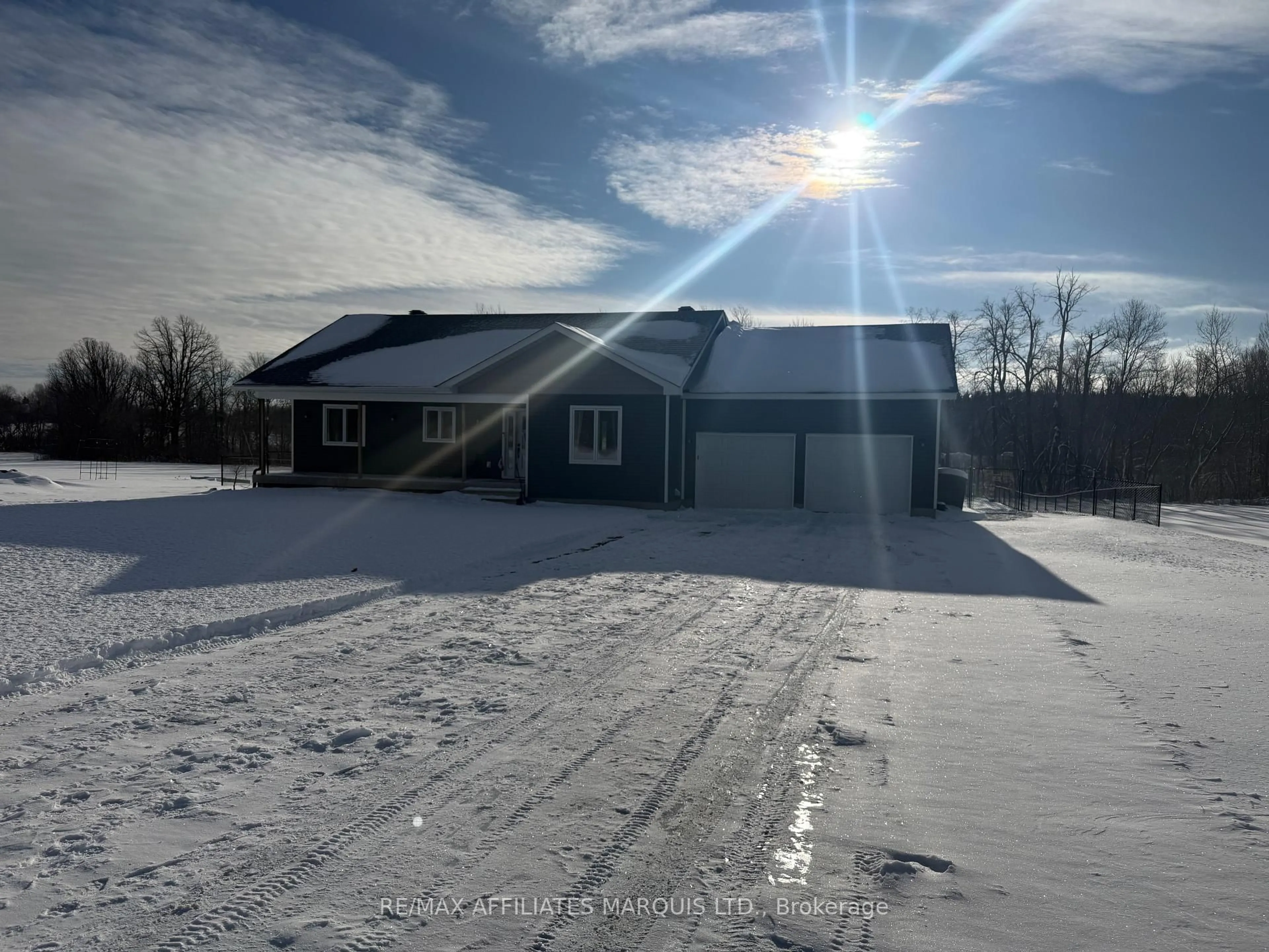 A pic from outside/outdoor area/front of a property/back of a property/a pic from drone, unknown for 16980 Valade Rd, South Stormont Ontario K0C 2A0