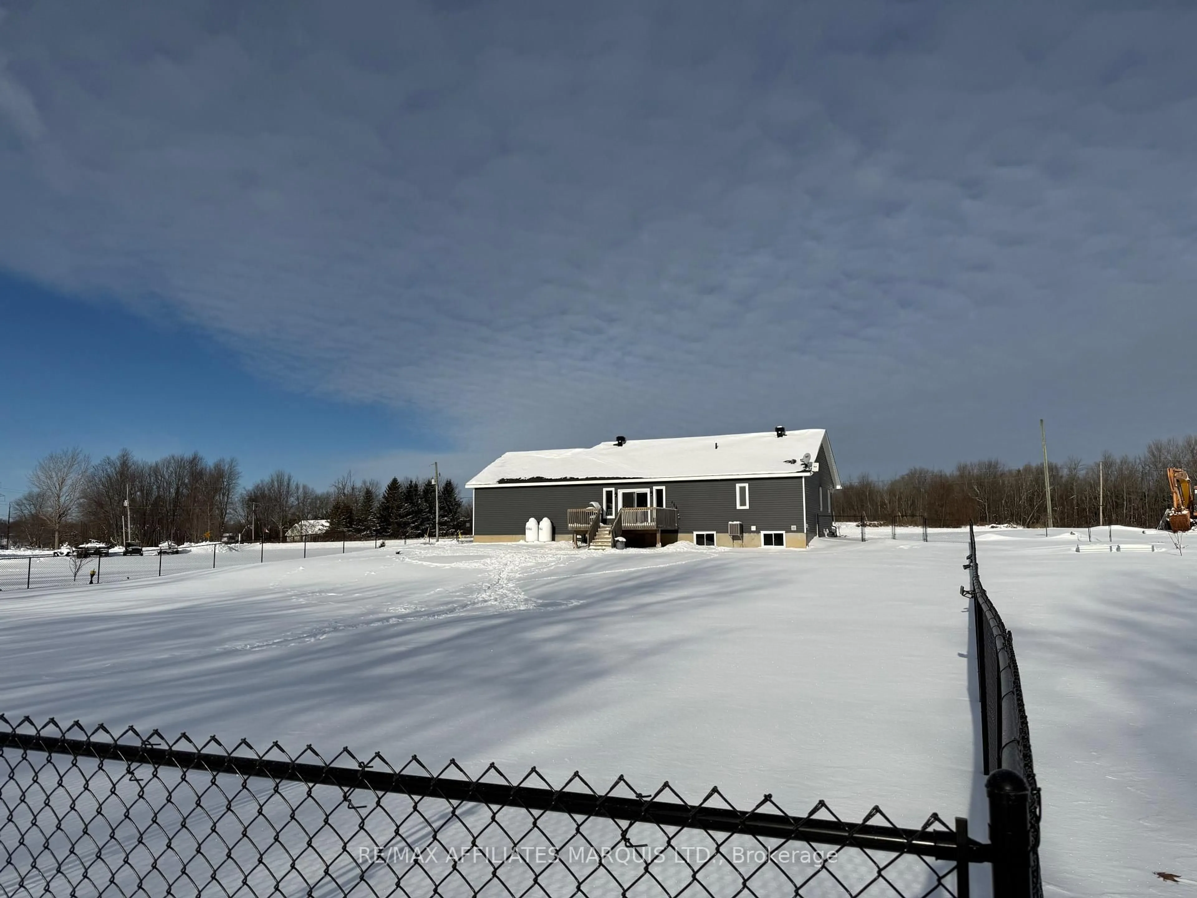 Shed for 16980 Valade Rd, South Stormont Ontario K0C 2A0