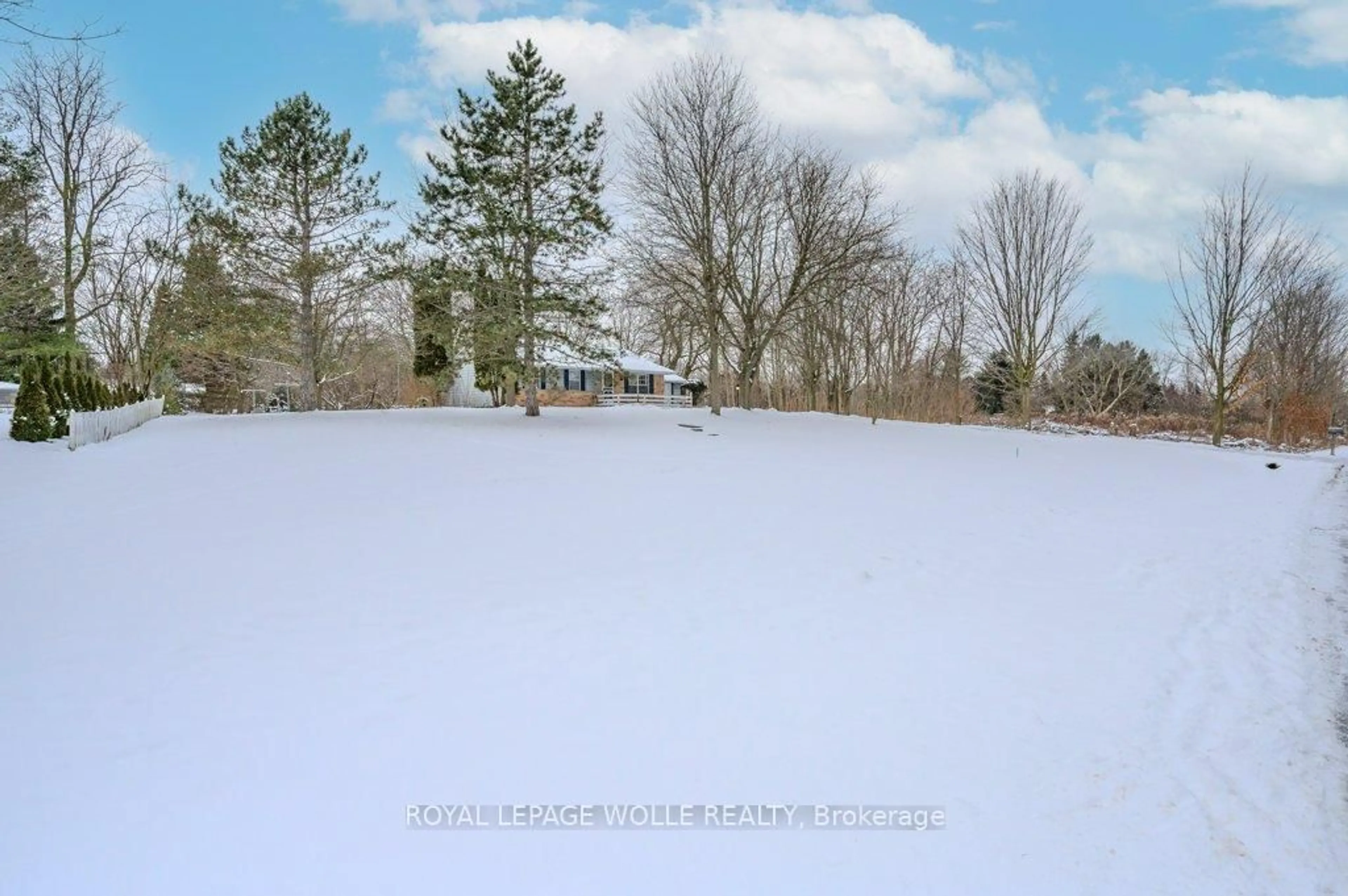 Unknown for 39 Bannockburn Rd, Kitchener Ontario N2R 1M1