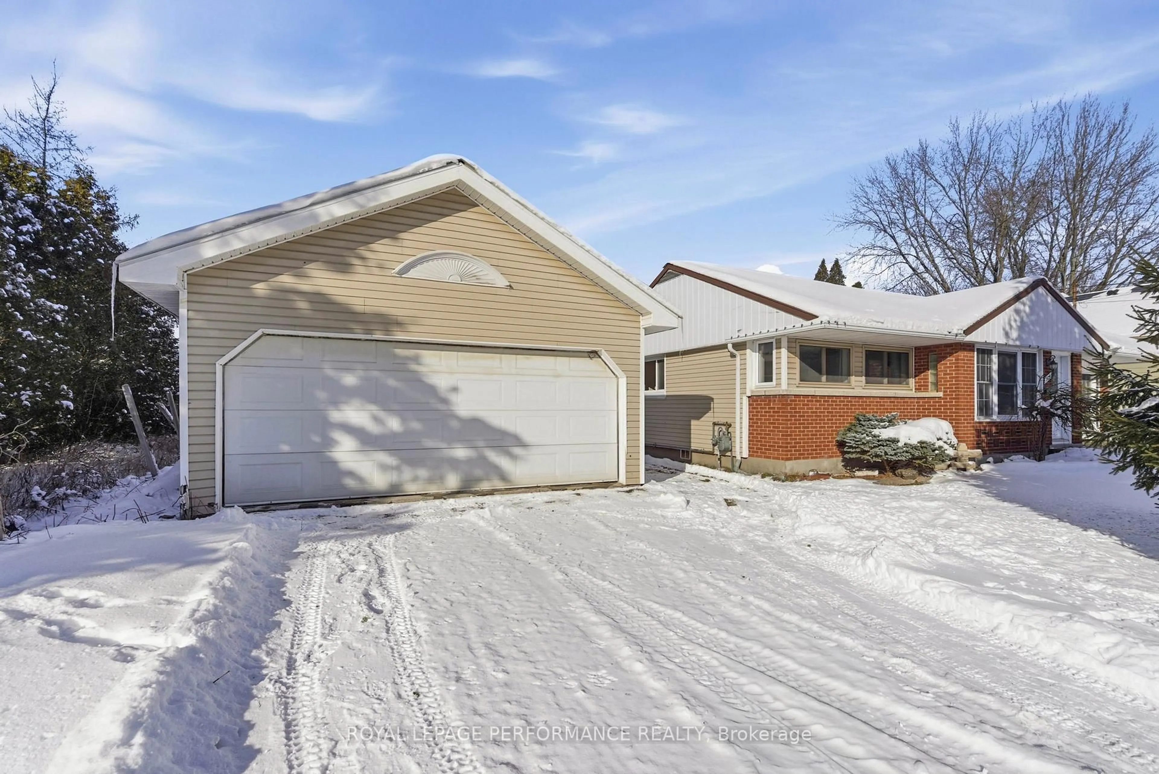 Unknown for 724 St Antoine St, Cornwall Ontario K6H 7G9