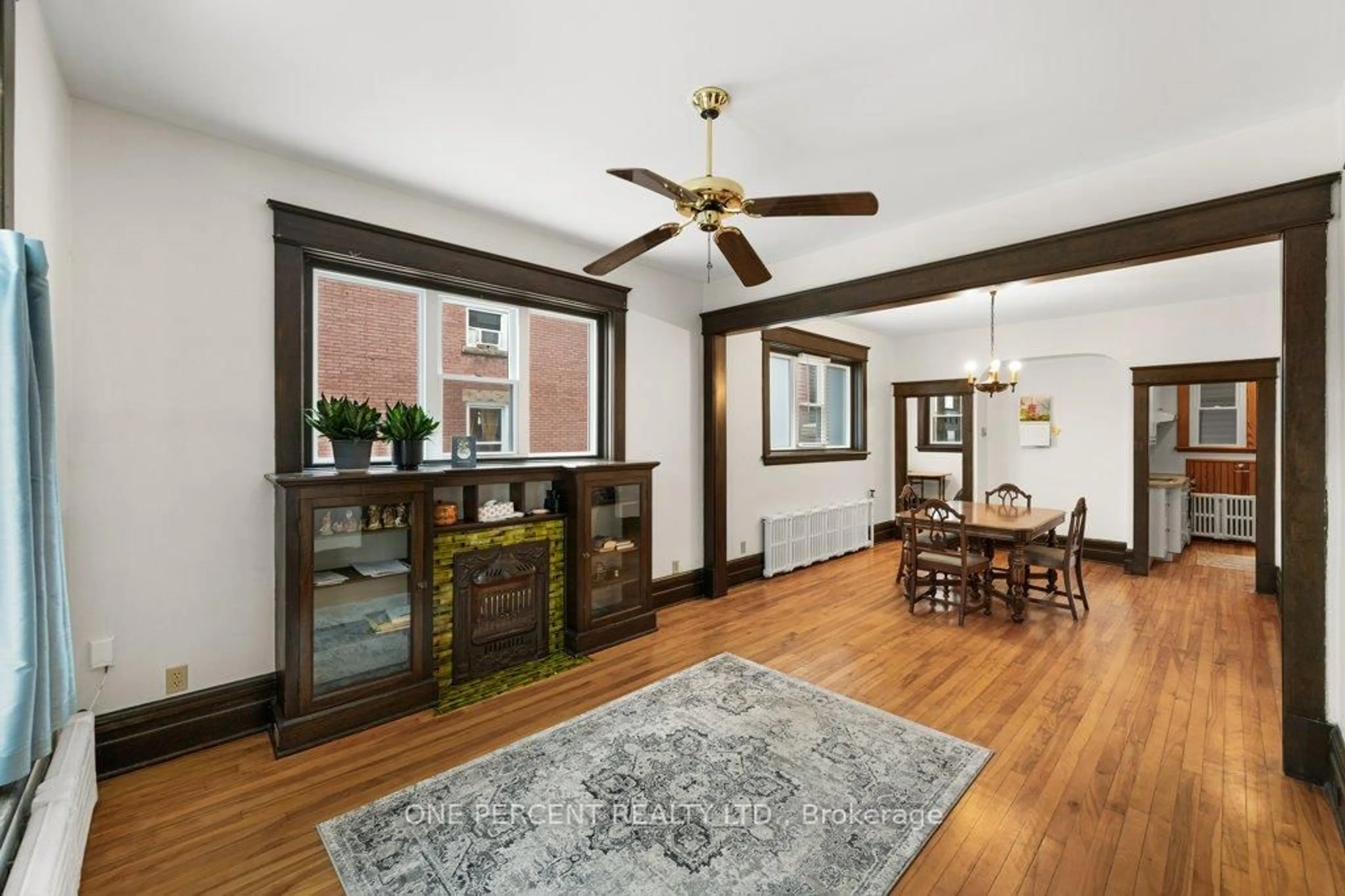 Unknown for 270 Arlington Ave, Ottawa Ontario K1R 5T2