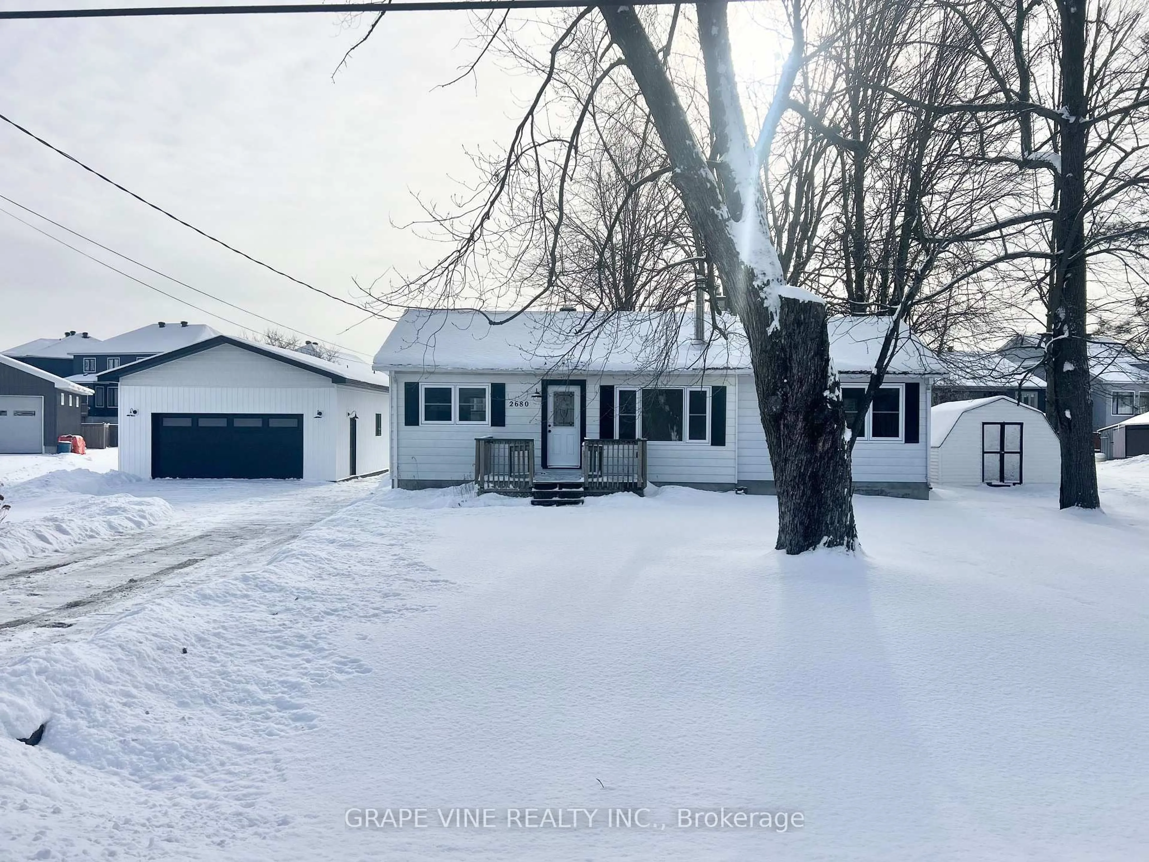 A pic from outside/outdoor area/front of a property/back of a property/a pic from drone, street for 2680 River Rd, North Grenville Ontario K0G 1J0