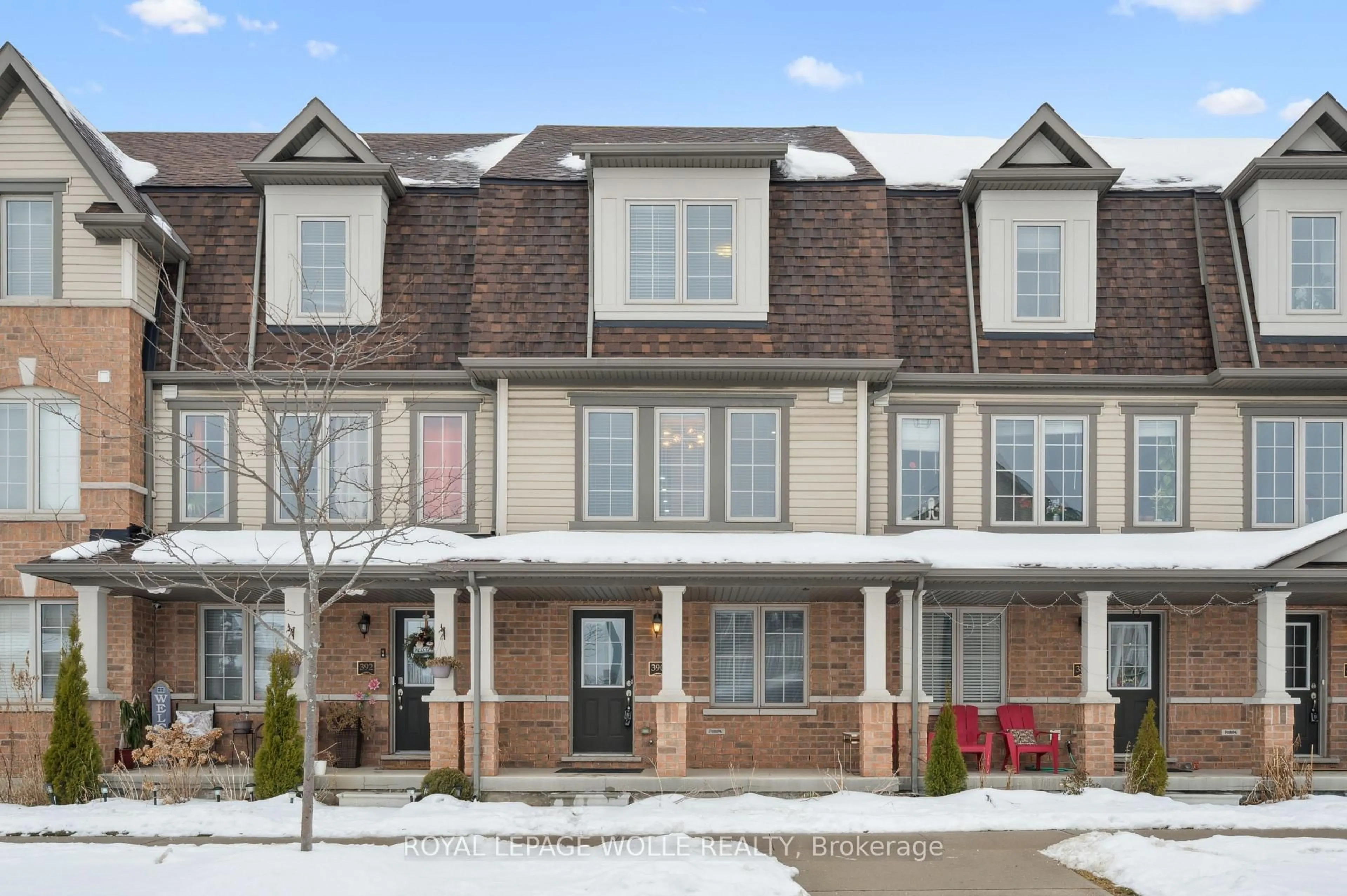 Home with brick exterior material, street for 390 Linden Dr, Cambridge Ontario N3H 0C6