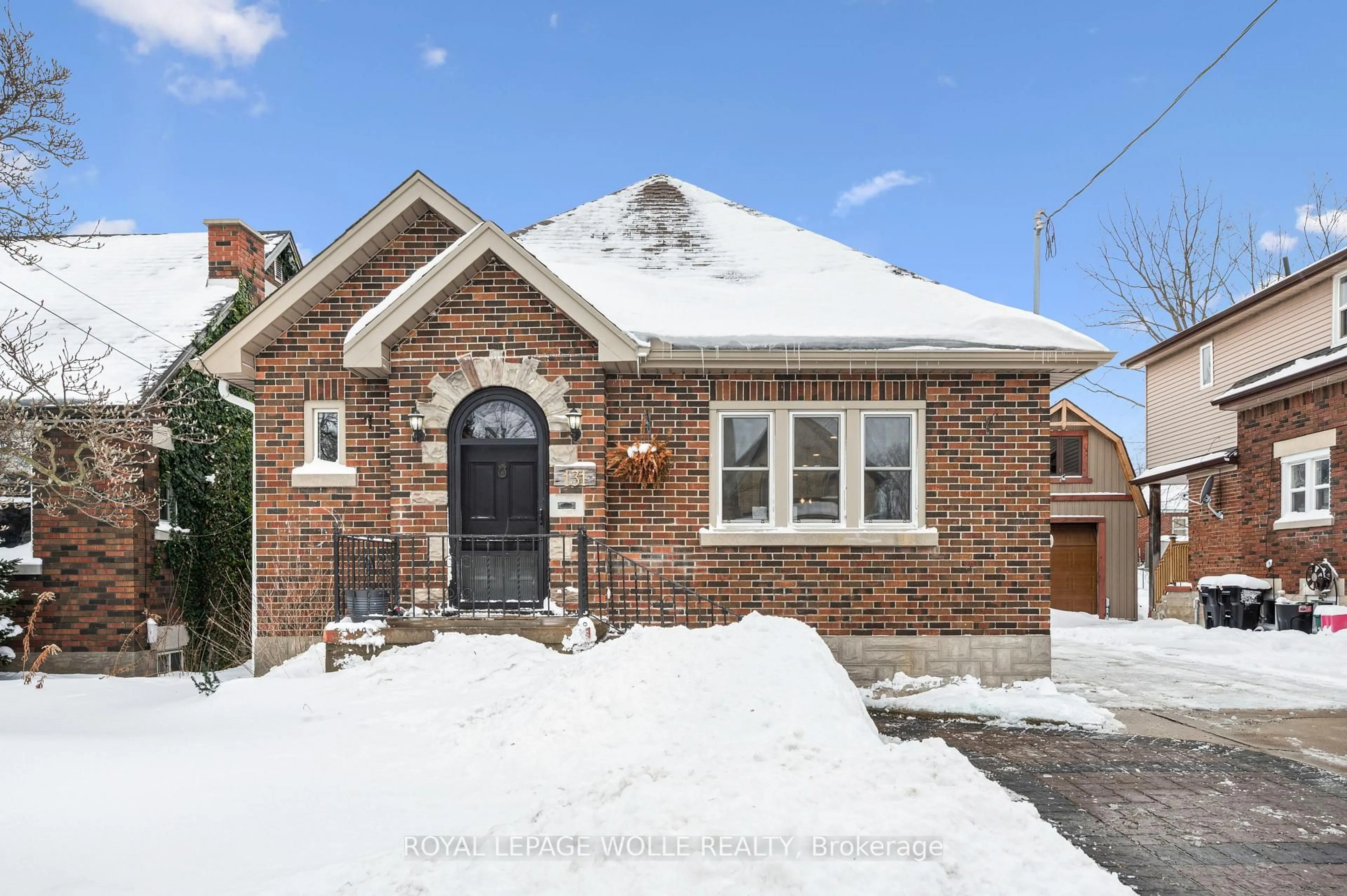 Home with brick exterior material, street for 131 Mill St, Kitchener Ontario N2M 3P7
