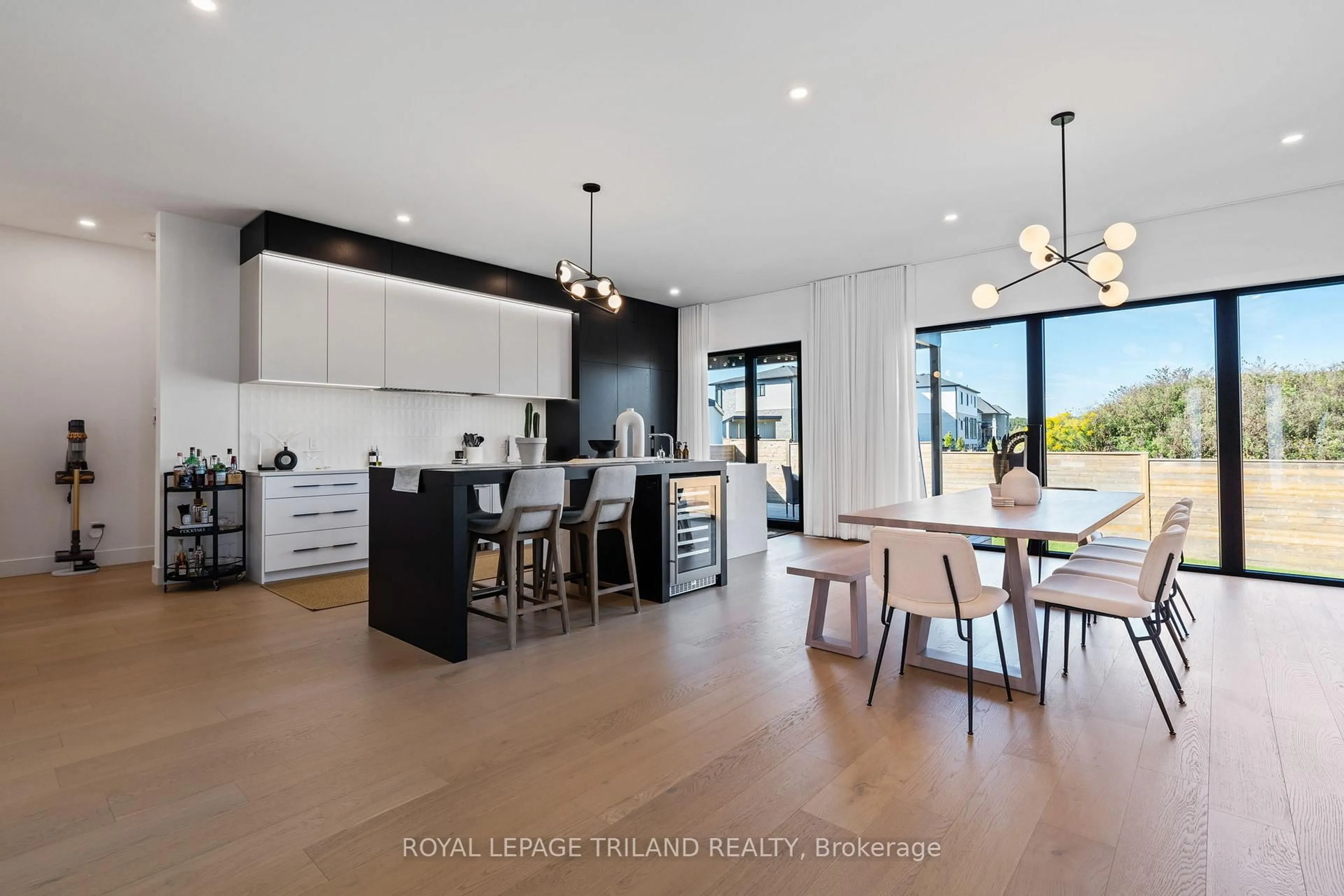 Open concept kitchen, unknown for 3455 Grand Oak Crossing, London South Ontario N6P 0G7