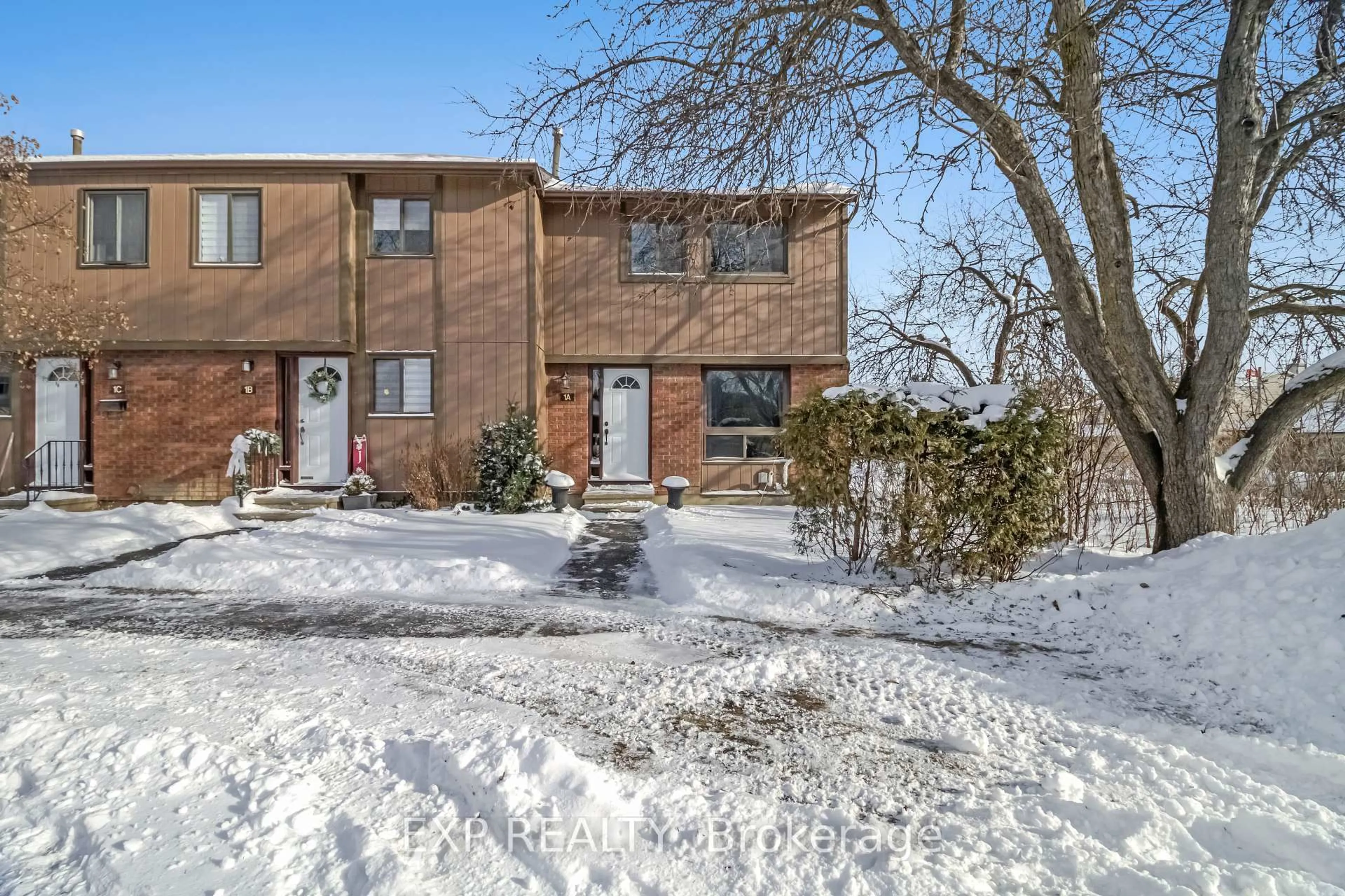 Unknown for 1A Vanessa Terr, Ottawa Ontario K2J 1Y2