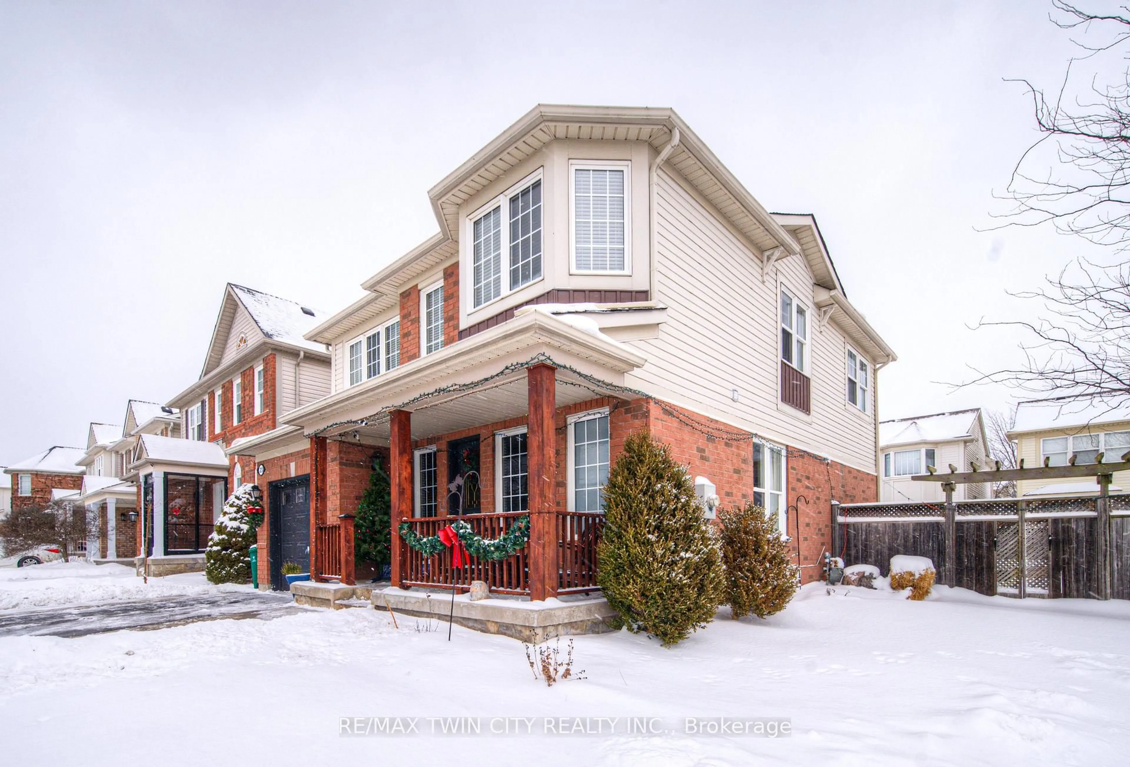 Home with brick exterior material, street for 23 Mayo Ave, Cambridge Ontario N1T 2E8