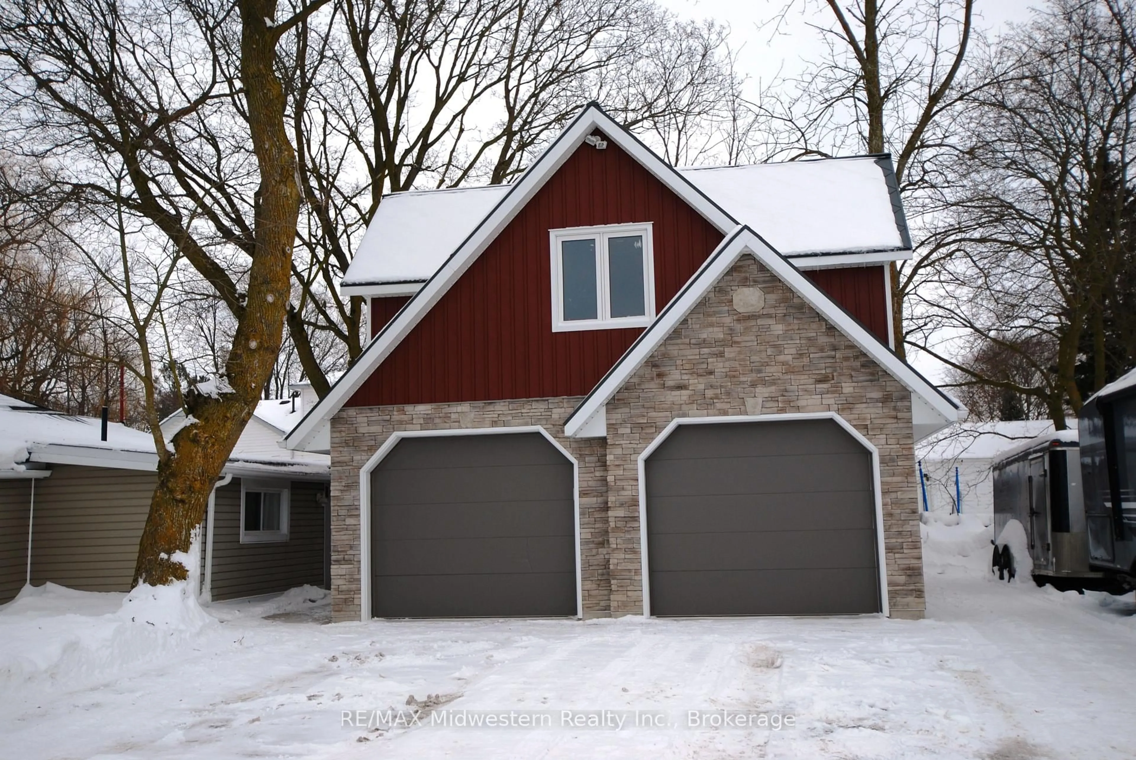 Unknown for 410 Temple St, Minto Ontario N0G 2P0