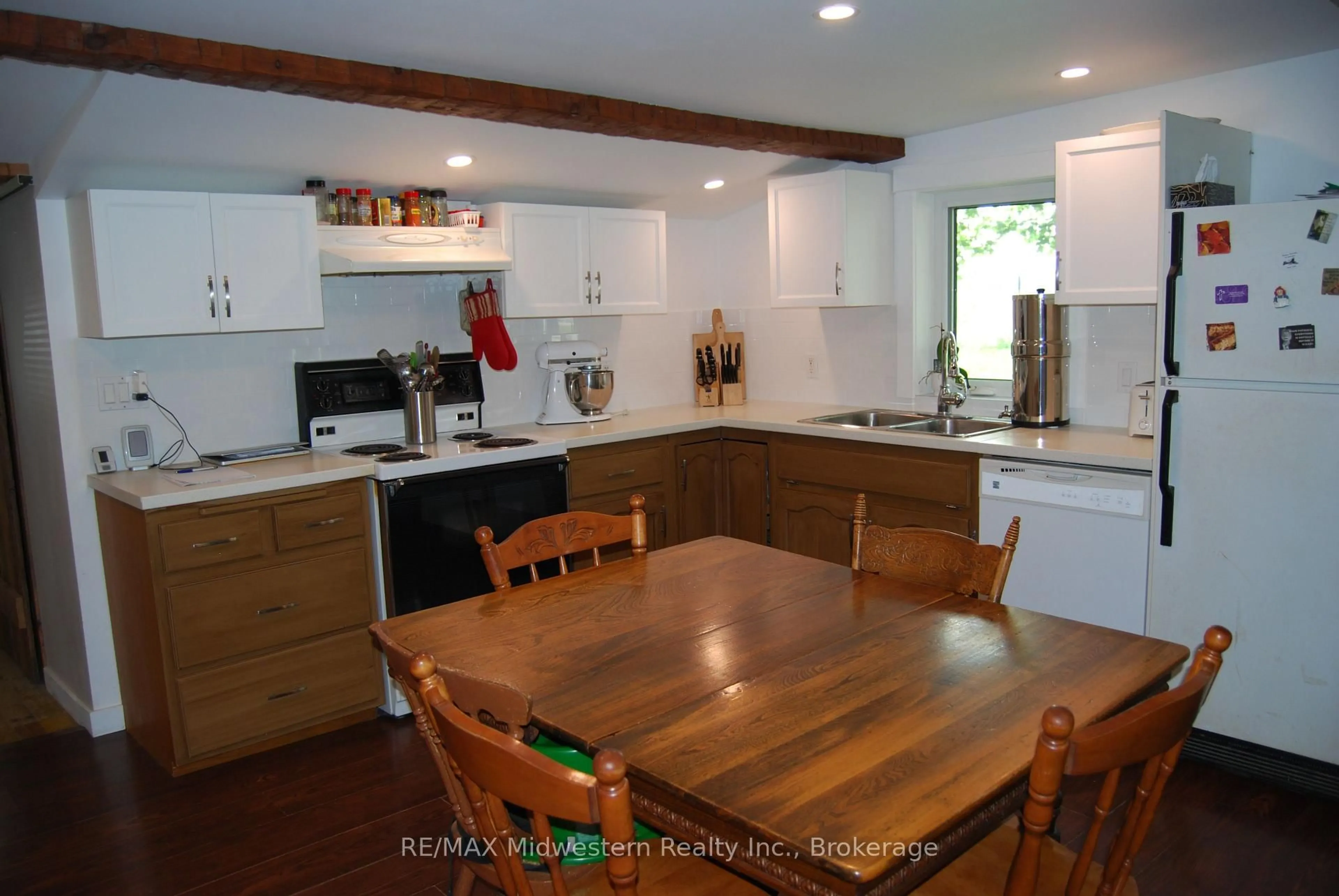 Unknown for 410 Temple St, Minto Ontario N0G 2P0