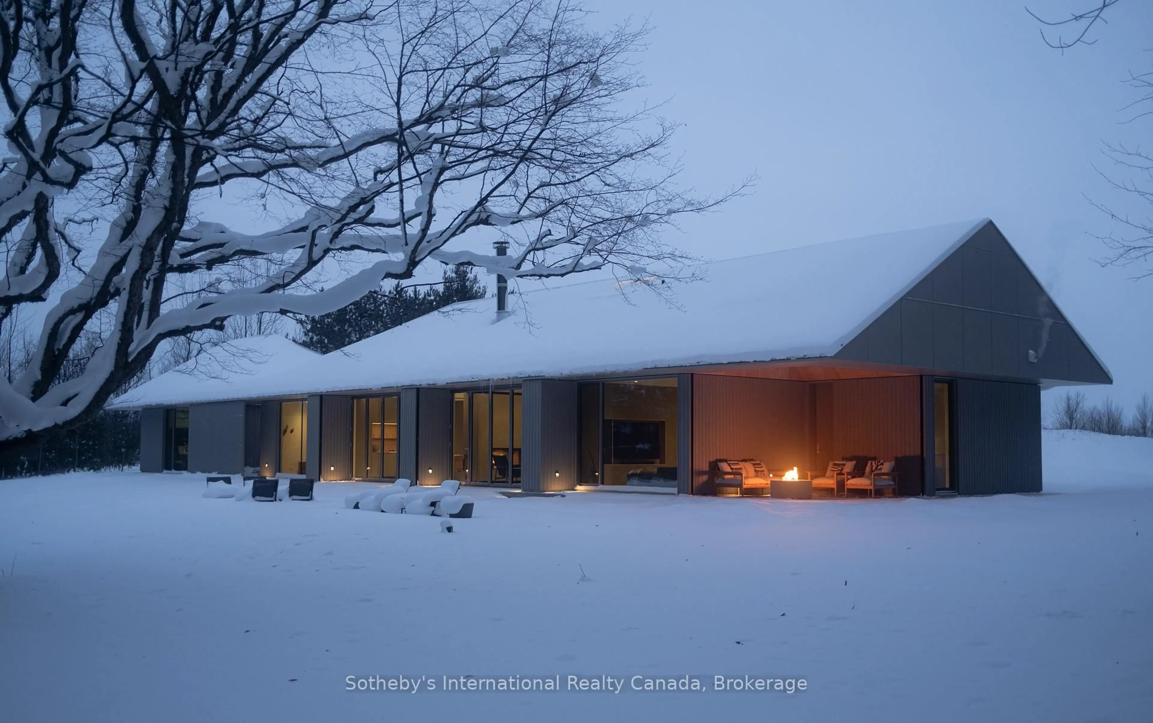 Patio, street for 395910 11TH Line, Blue Mountains Ontario N0H 1J0