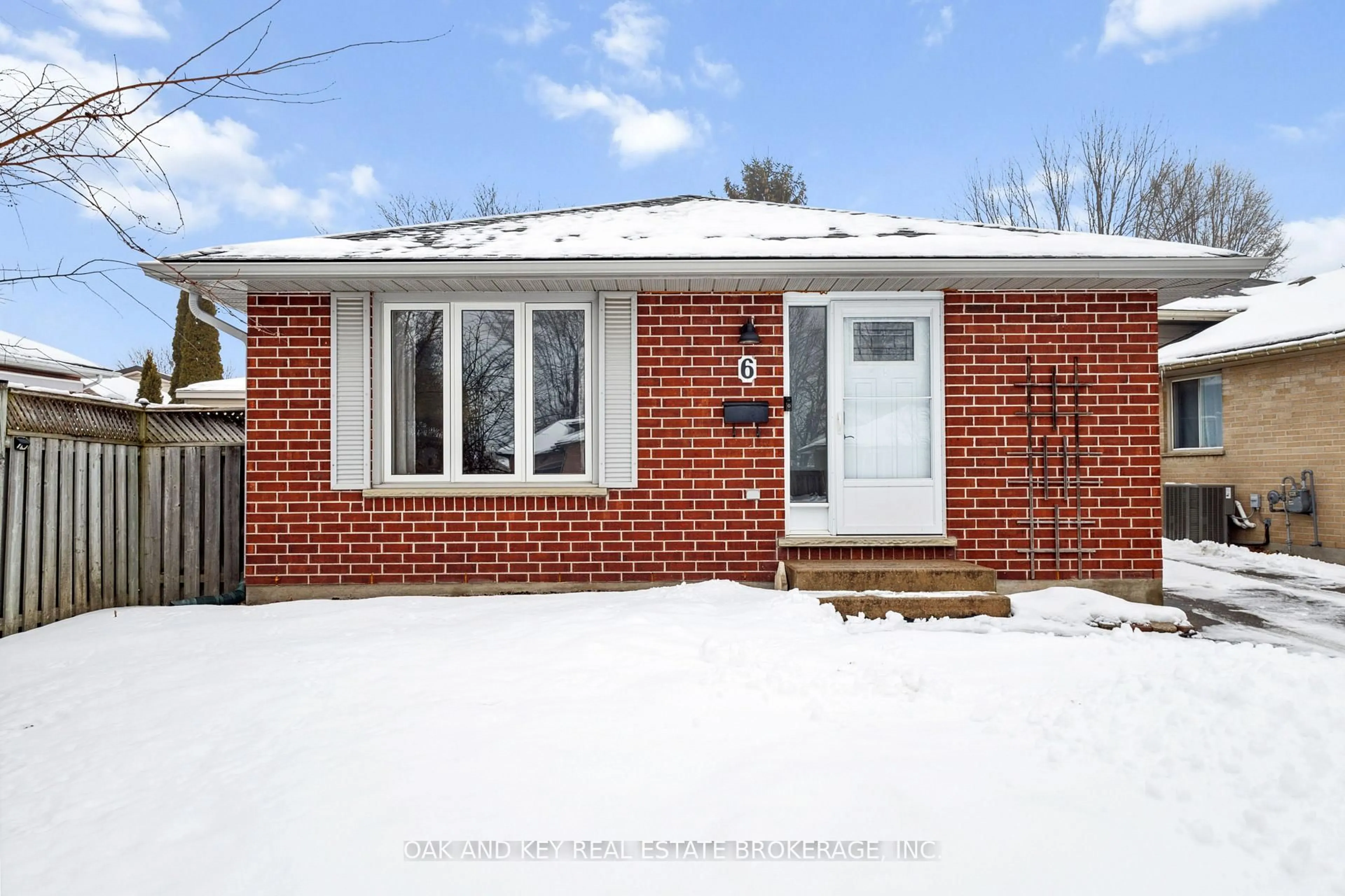 Home with brick exterior material, street for 6 WEYMOUTH Dr, London East Ontario N5V 4E7