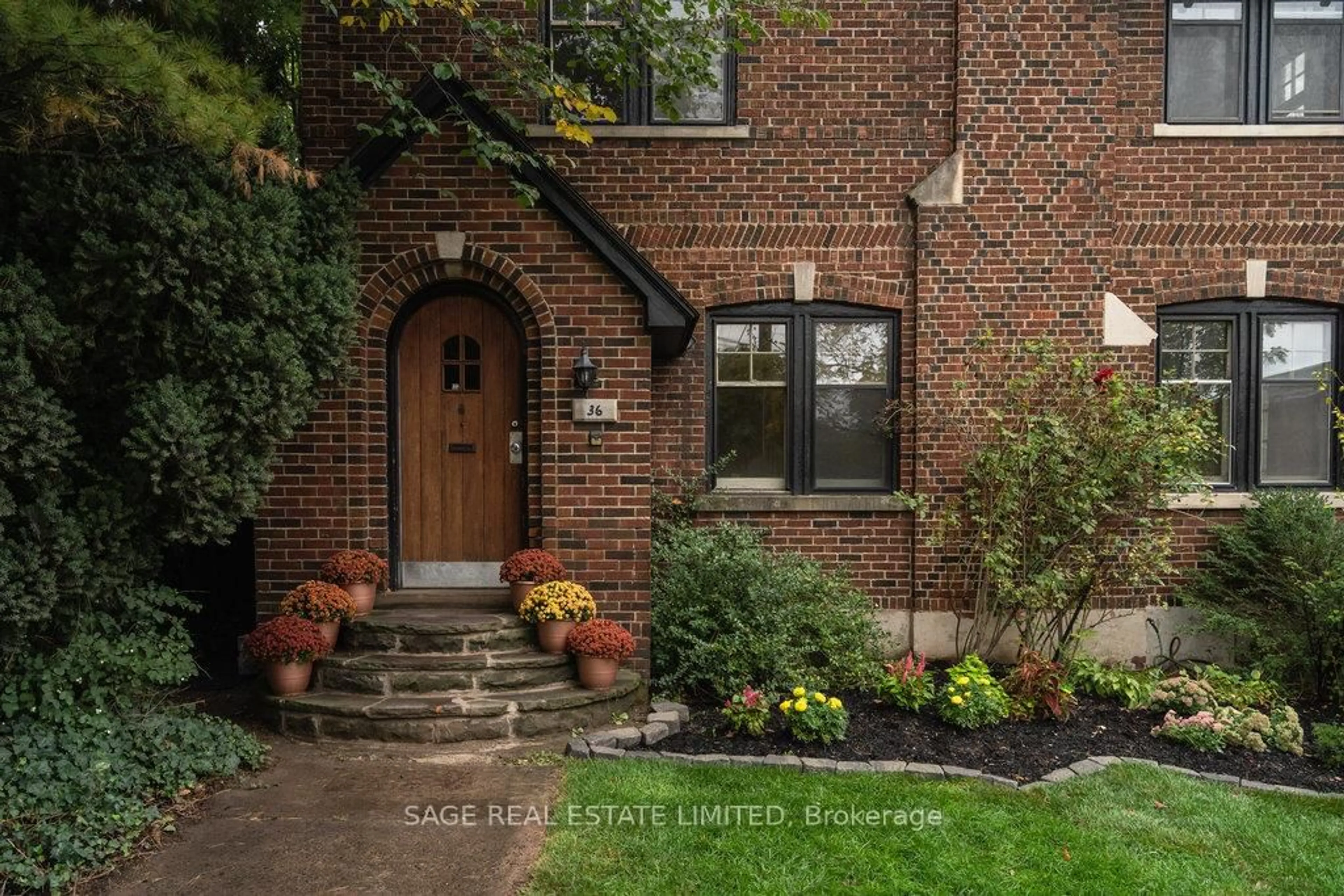 Home with brick exterior material, street for 36 Mountwood Ave, Hamilton Ontario L8N 2G9