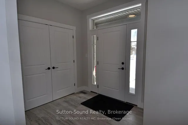 622 8th St, Owen Sound 3