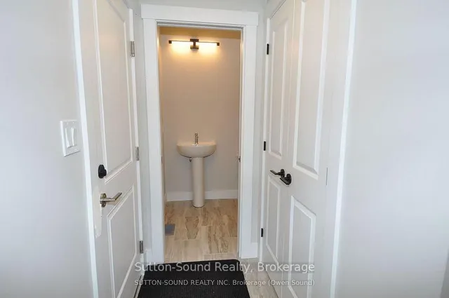 622 8th St, Owen Sound 5